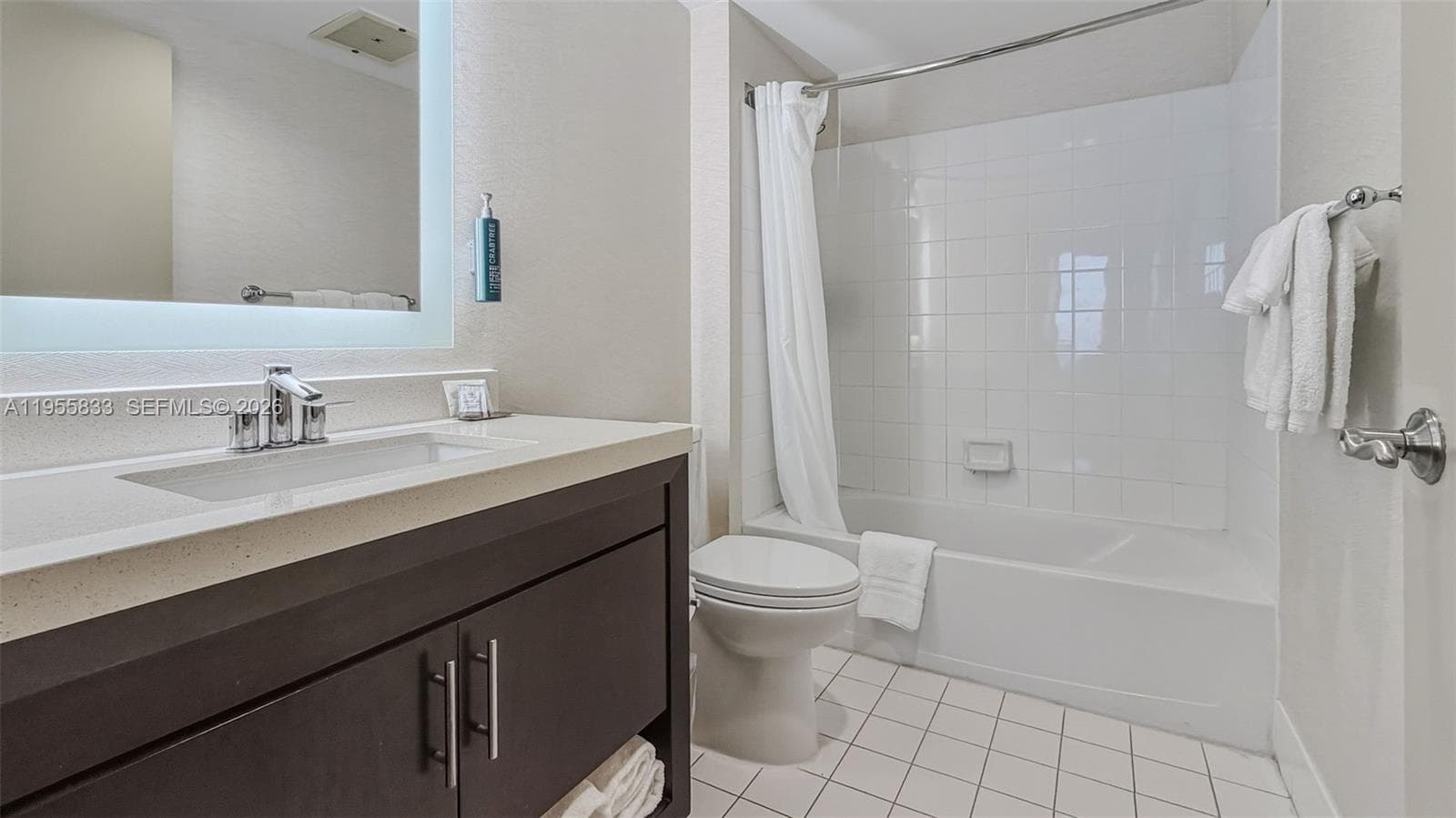 Ocean Point Beach Club · #2401 in Sunny Isles Beach - Photo 31
