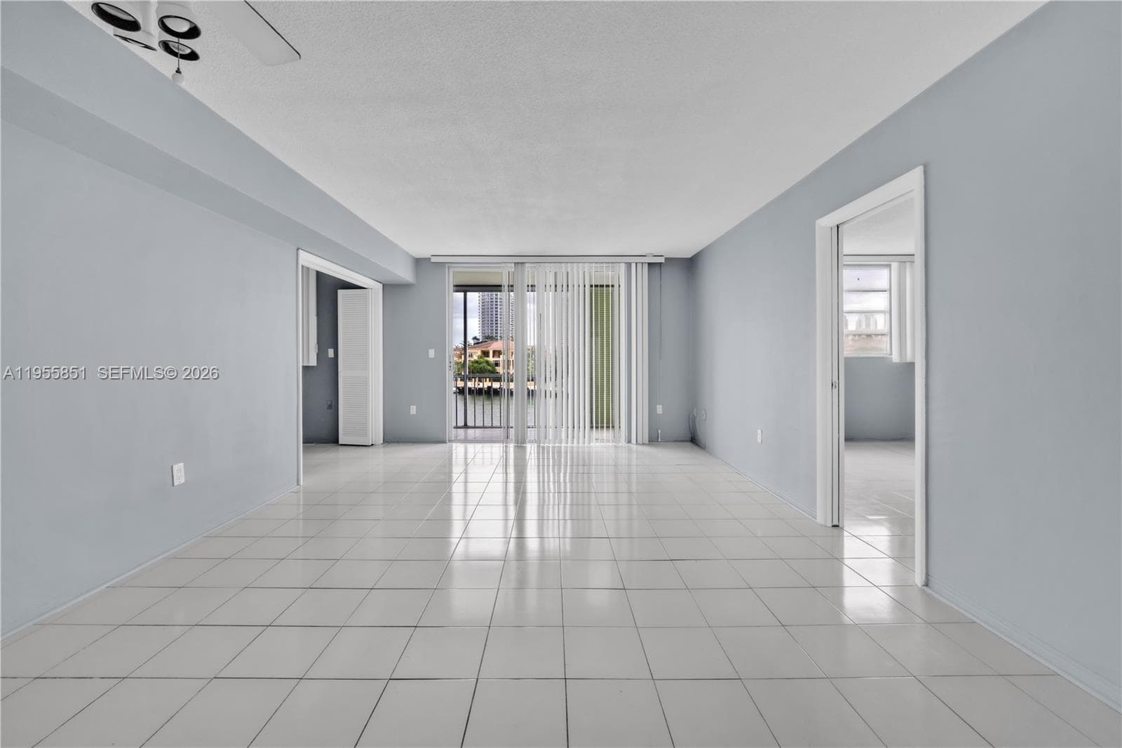 POINT EAST SEC 4 CONDO · #T409 in Aventura - Photo 2