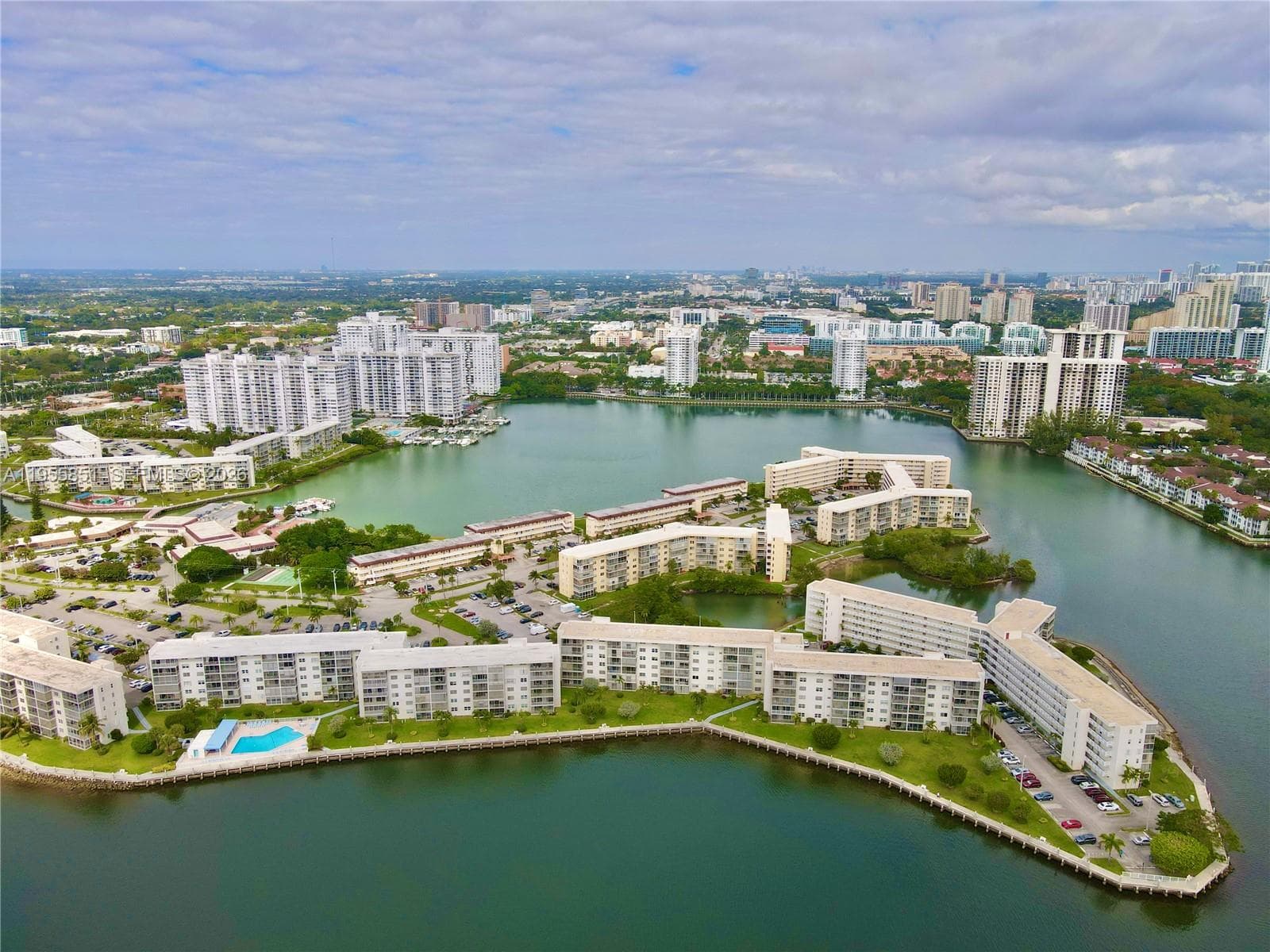 POINT EAST SEC 4 CONDO · #T409 in Aventura - Photo 40