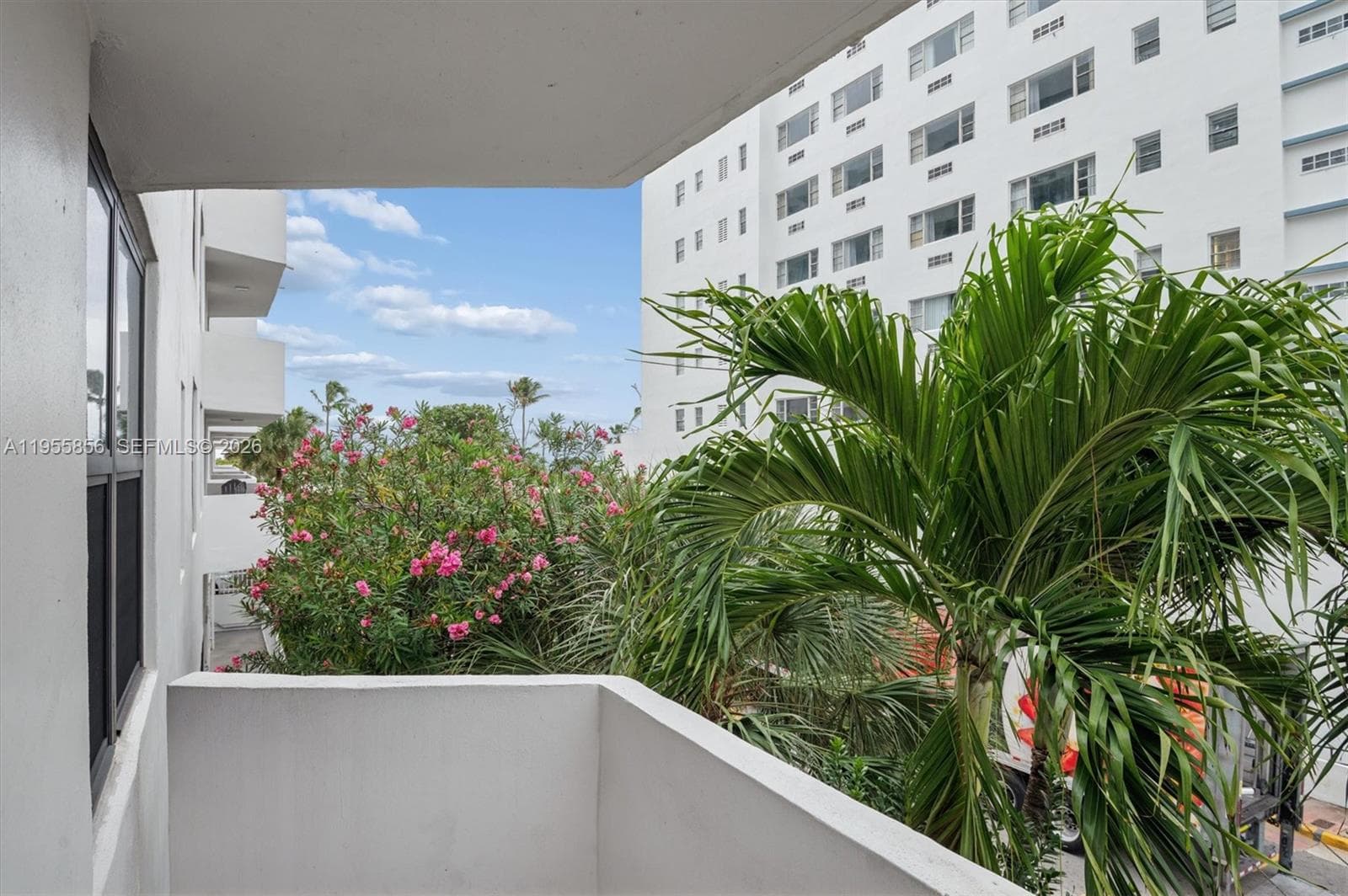 VENDOME PLACE CONDO · #202 in Miami Beach - Photo 2