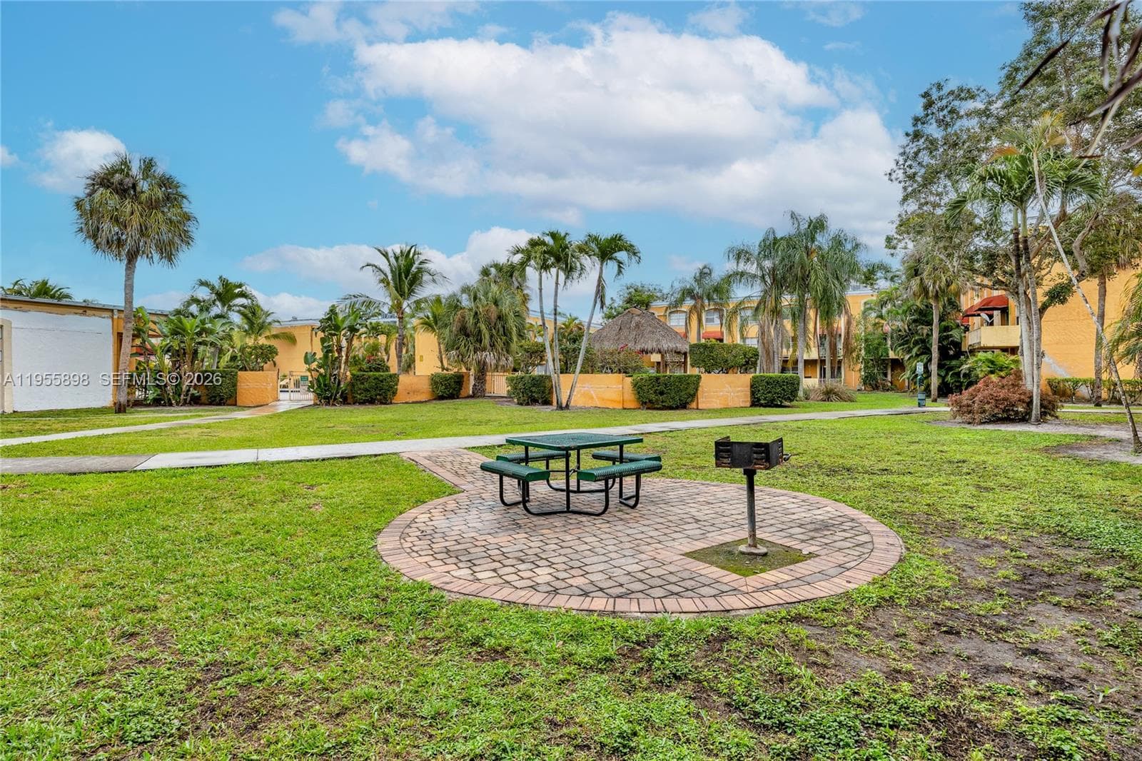 VENETIAN GARDENS · #T206 in Hialeah - Photo 24