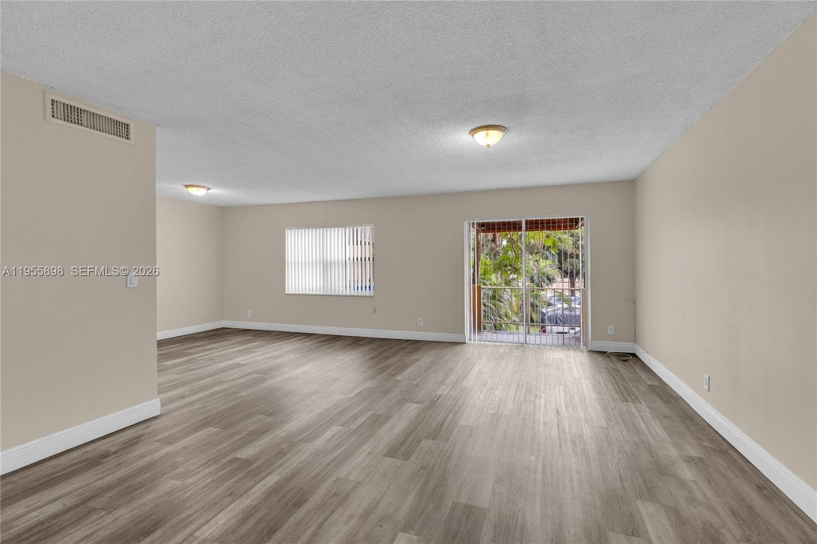 VENETIAN GARDENS · #T206 in Hialeah - Photo 4