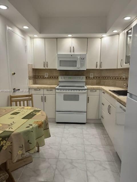ARLEN HOUSE CONDO · #1912 in Sunny Isles Beach - Photo 8