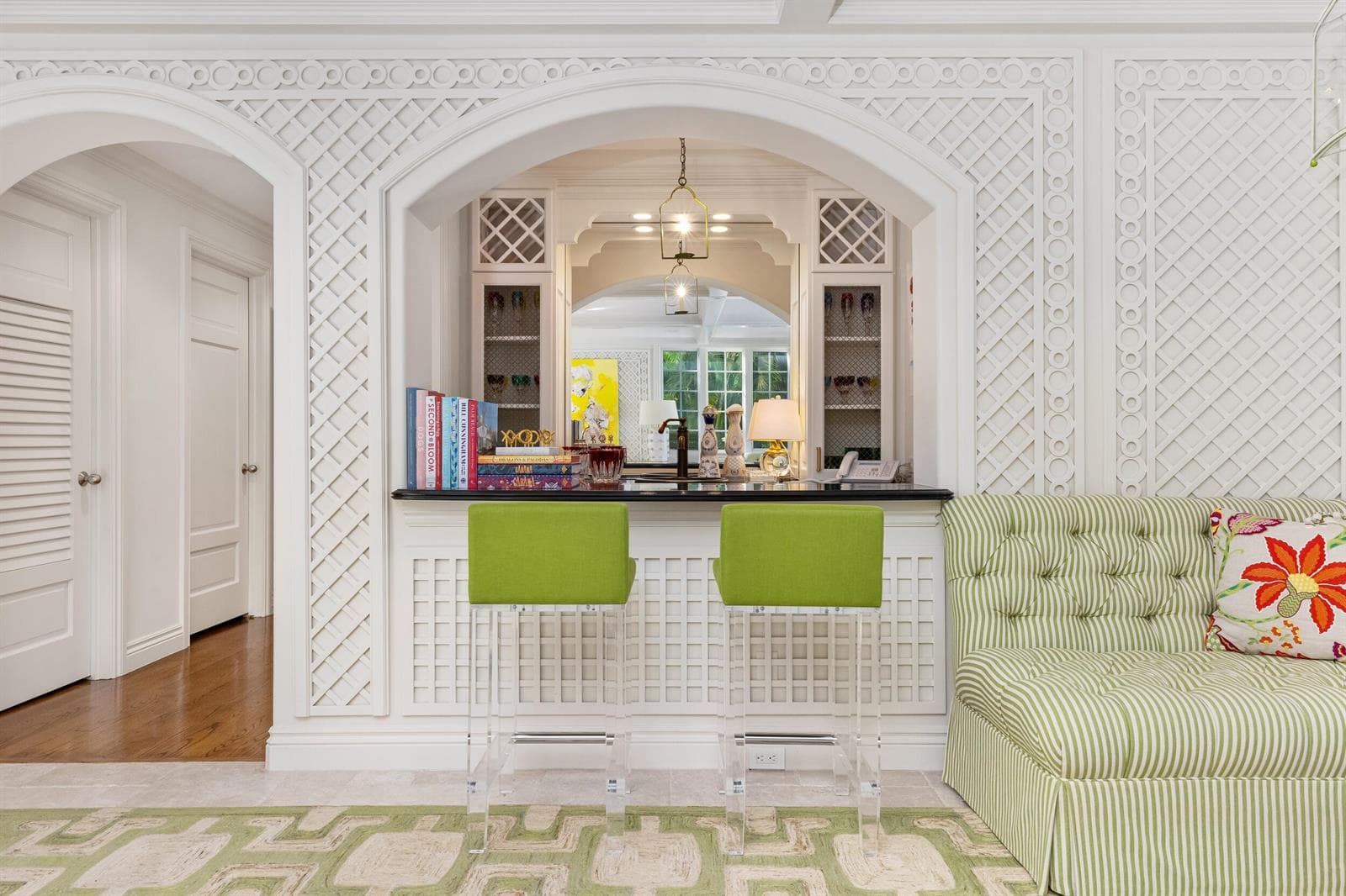 Living Room Bar