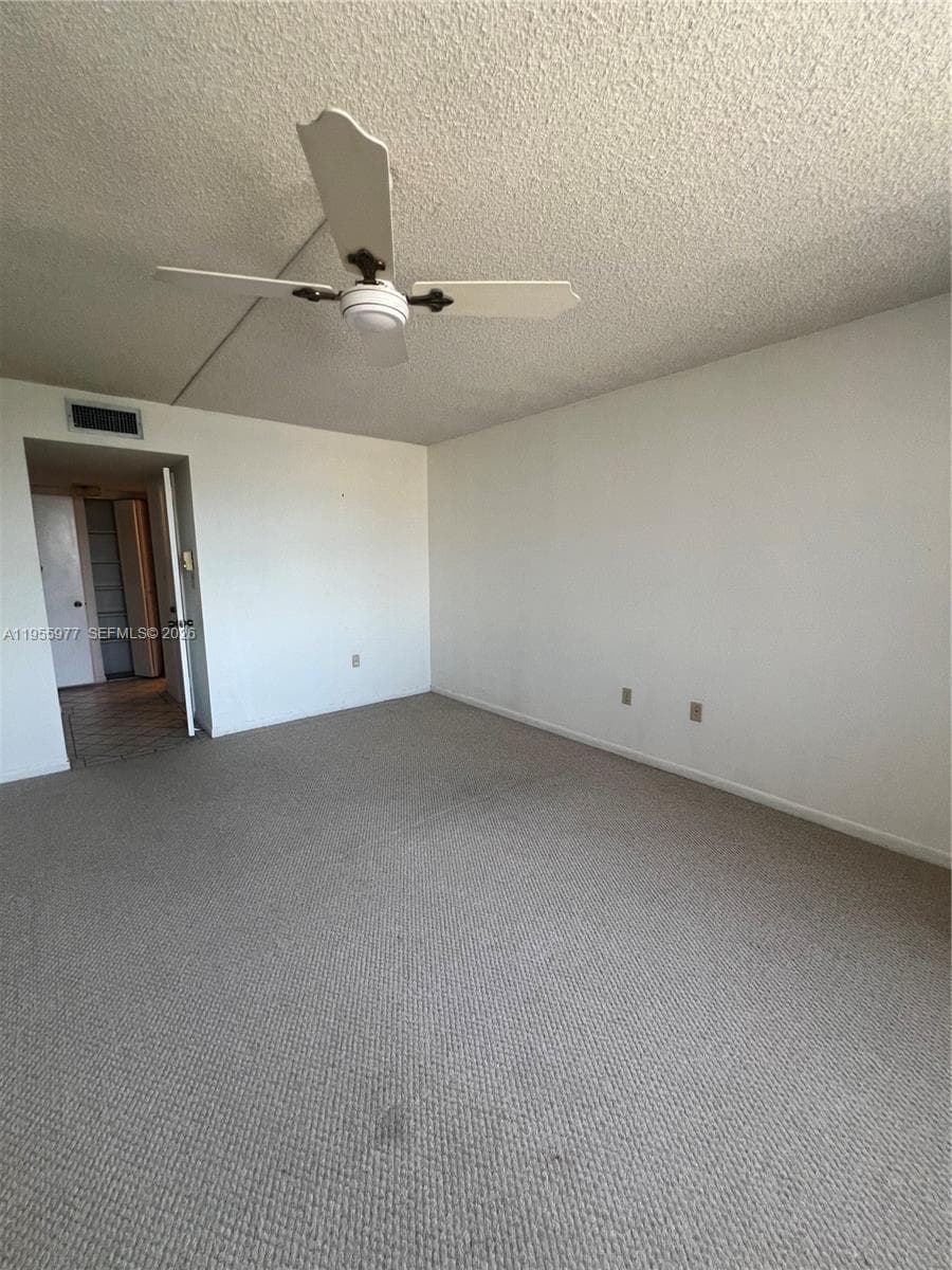 Admirals Port Condo · #405W in Aventura - Photo 13