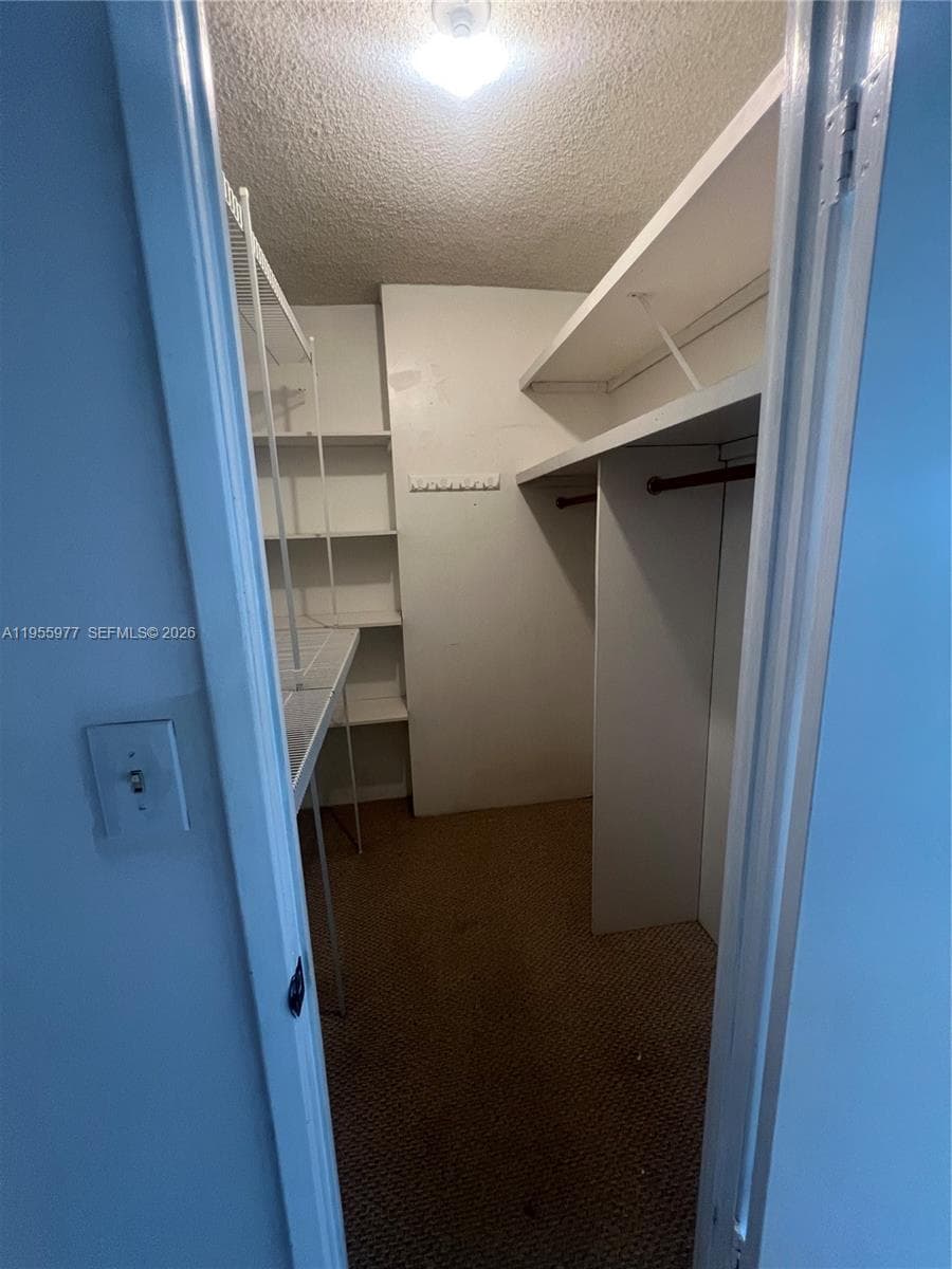 Admirals Port Condo · #405W in Aventura - Photo 11