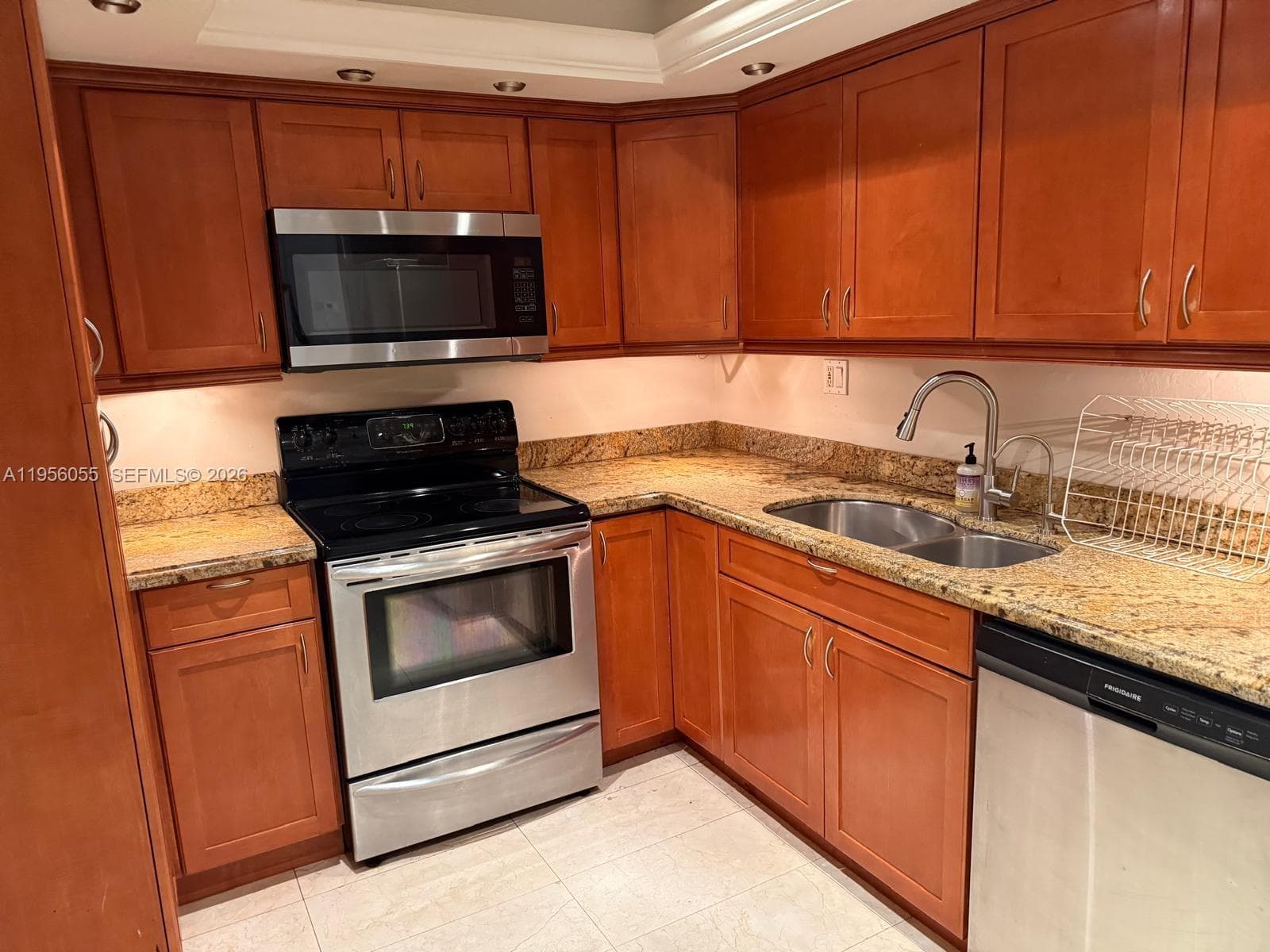THE CARRIAGE HOUSE CONDO · #107 in Miami Beach - Photo 5