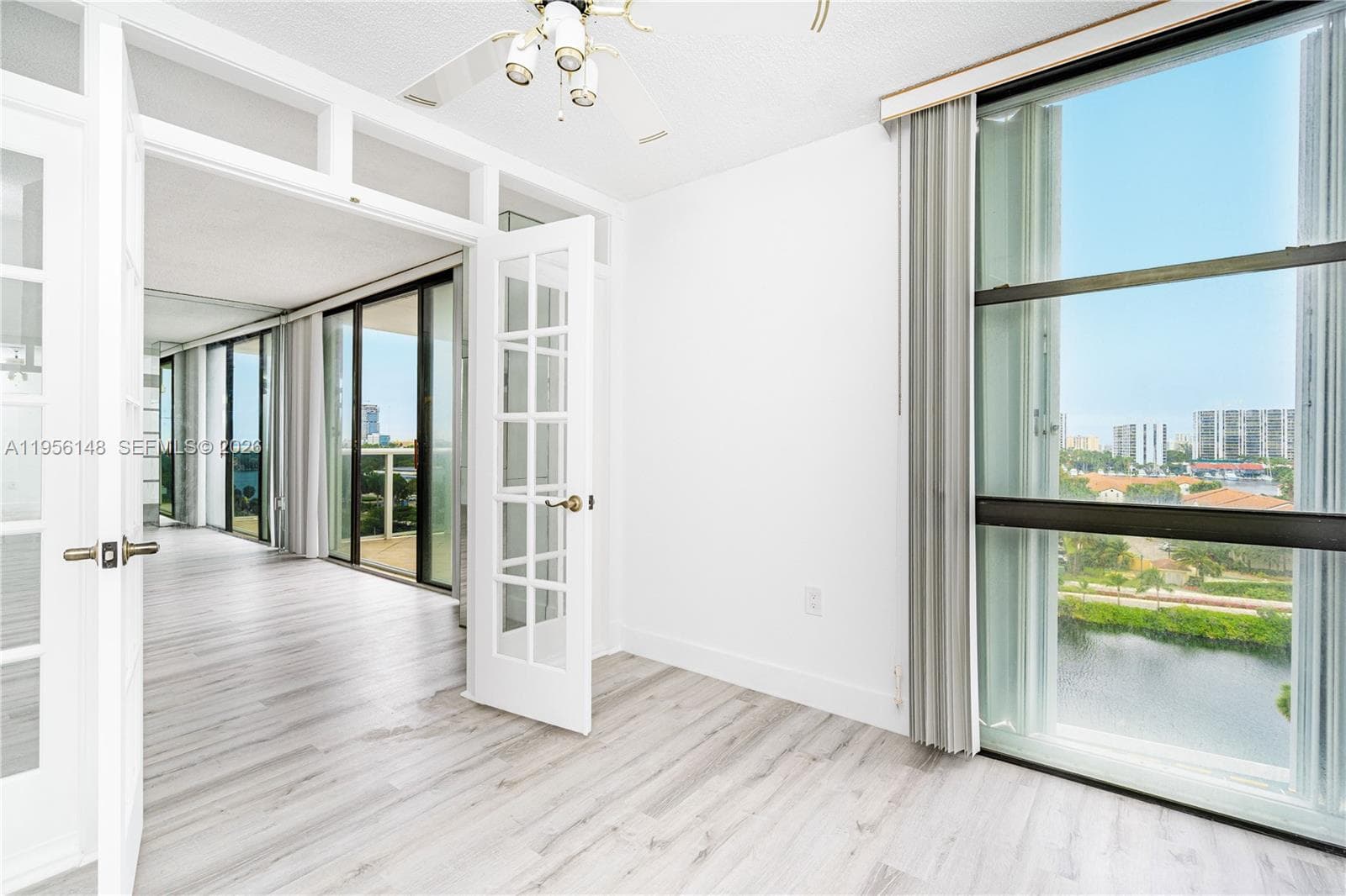 EL DORADO · #901 in Aventura - Photo 12