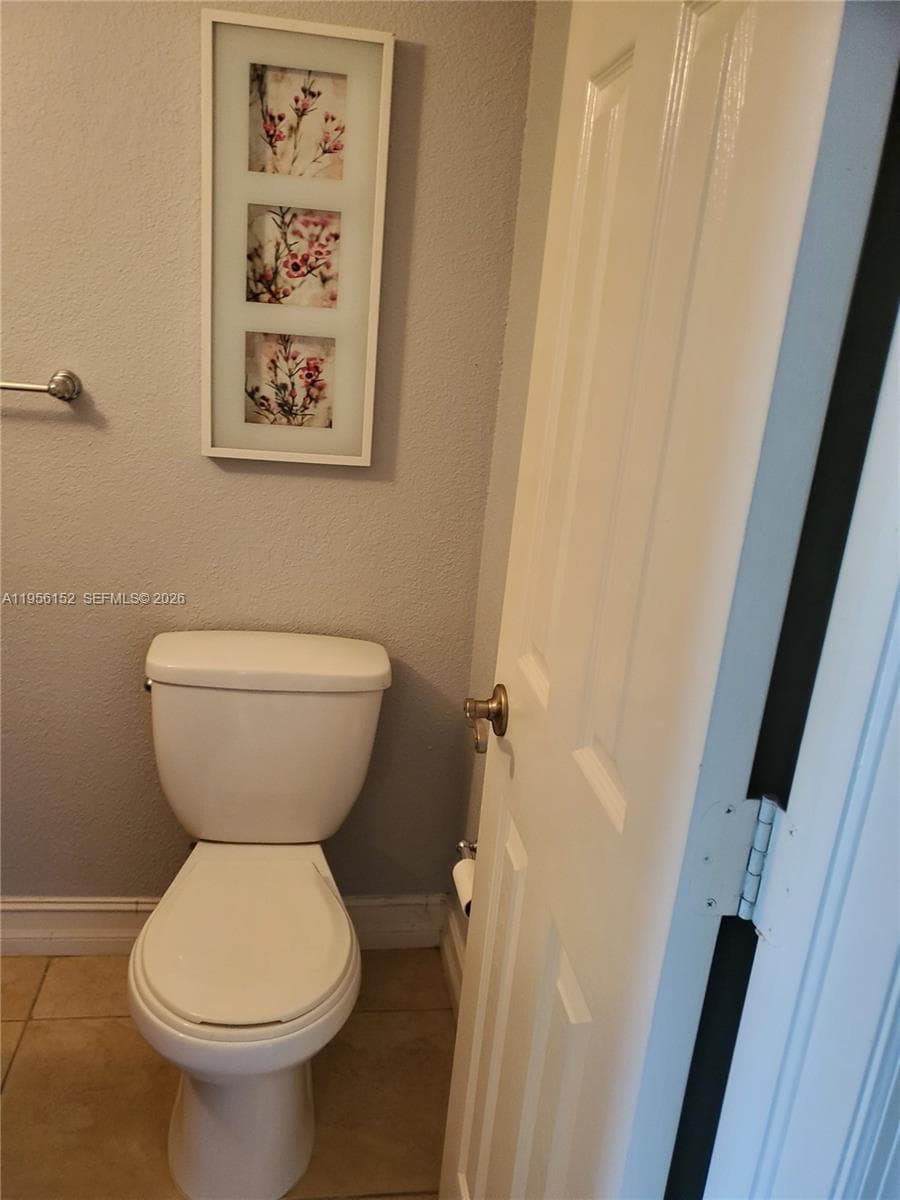 MOFFETT PLACE CONDO · #215 in Hallandale Beach - Photo 6