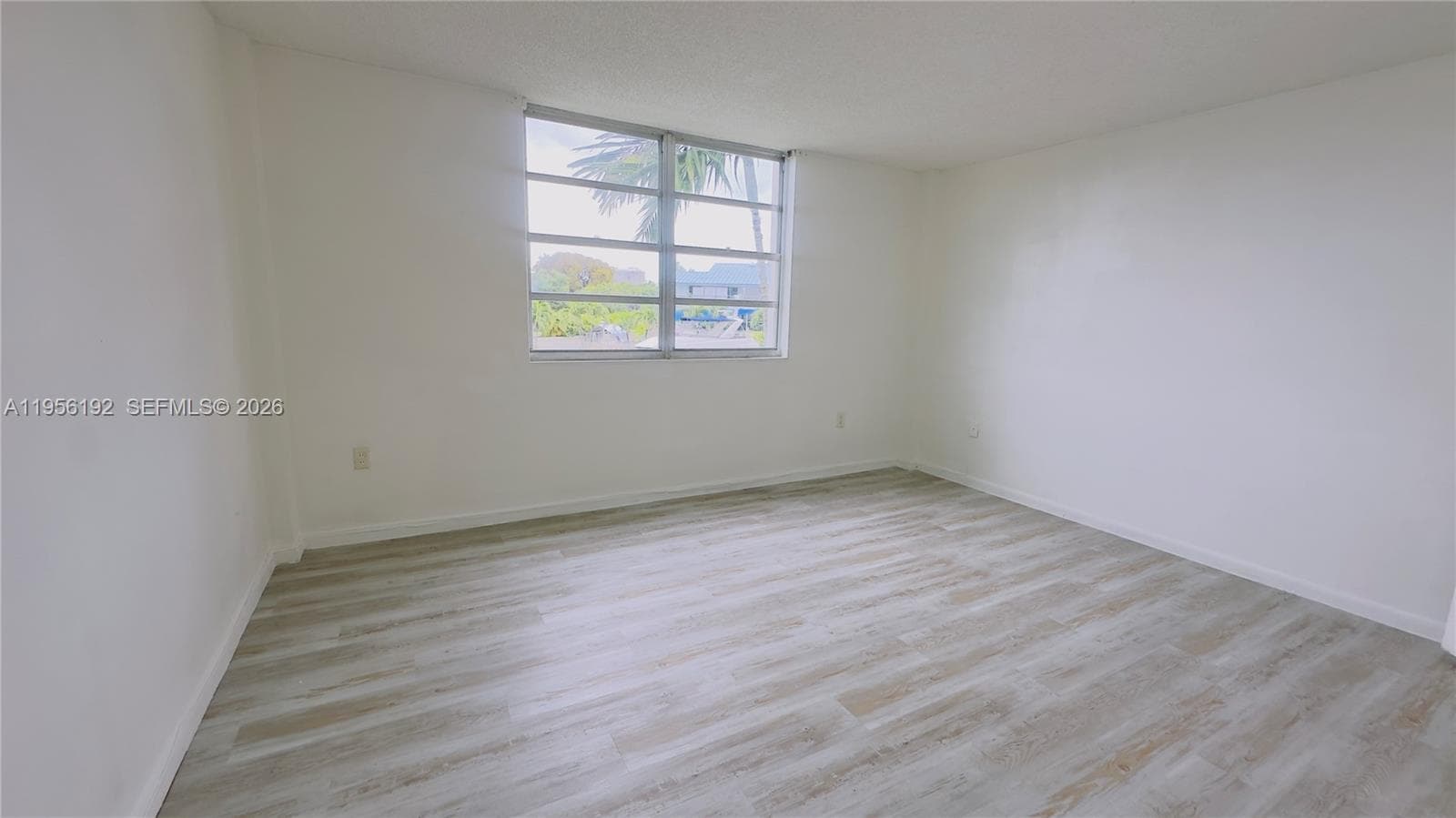 STRATFORD HOUSE CONDO · #207 in North Miami Beach - Photo 5