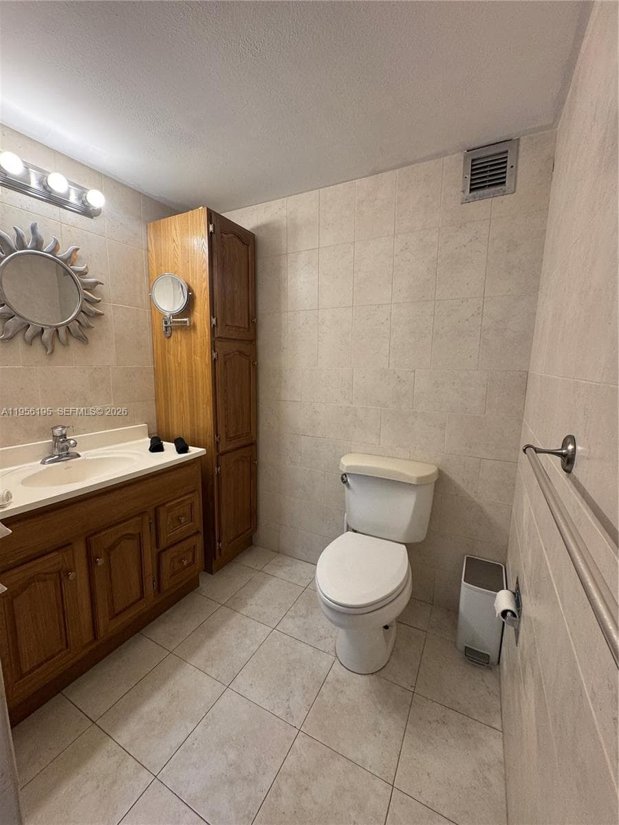 OLYMPUS CONDO PHASE · #119 in Hallandale Beach - Photo 6