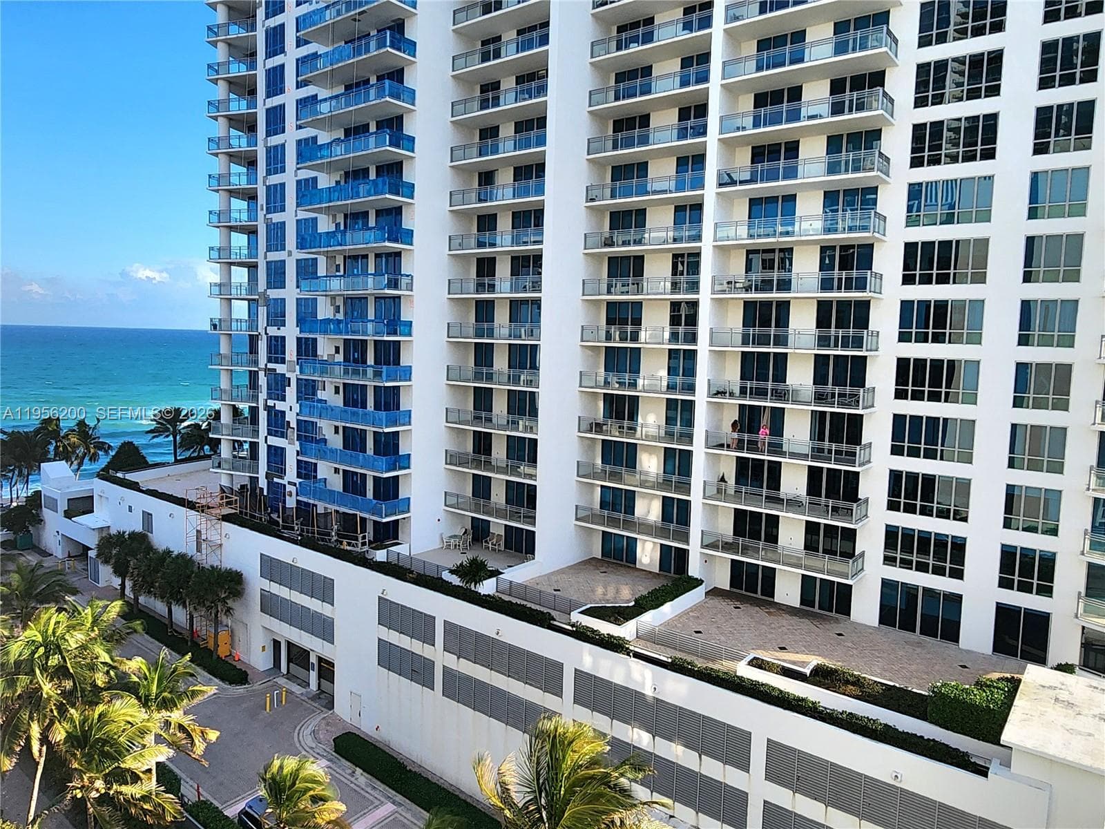 ALEXANDER TOWERS CONDO · #901 in Hollywood - Photo 22