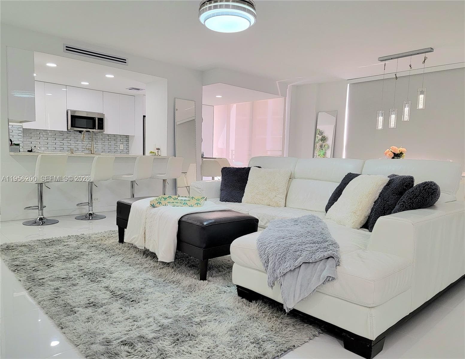 ALEXANDER TOWERS CONDO · #901 in Hollywood - Photo 4