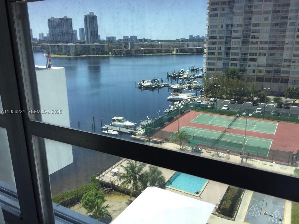 COMMODORE PLAZA CONDO · #912 in Aventura - Photo 3