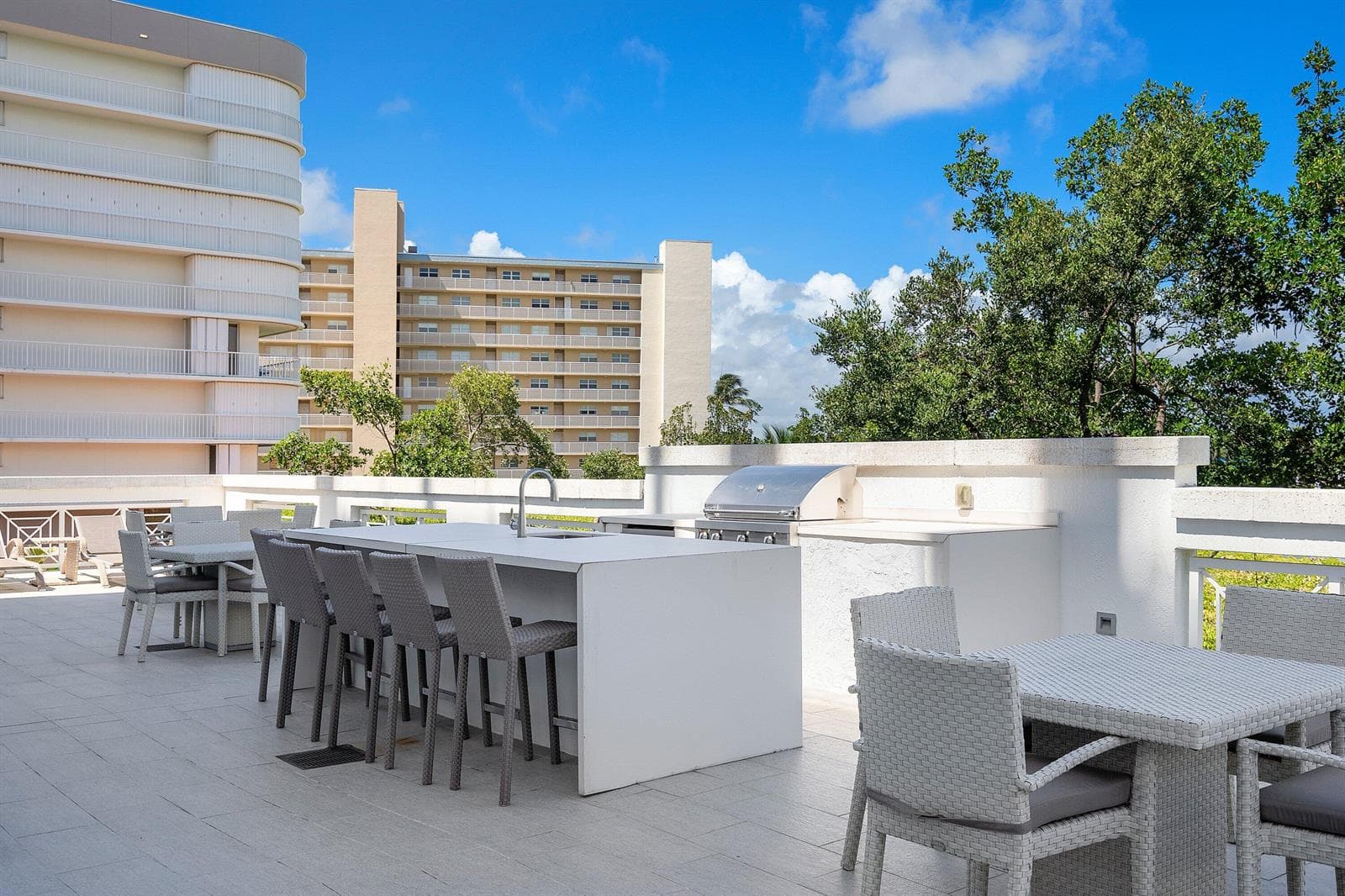 072-3200SouthOceanBoulevard-201-Highland
