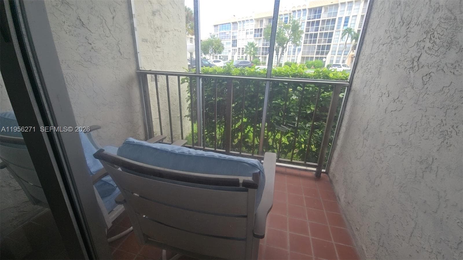 Desoto Park · #107 in Hallandale Beach - Photo 23