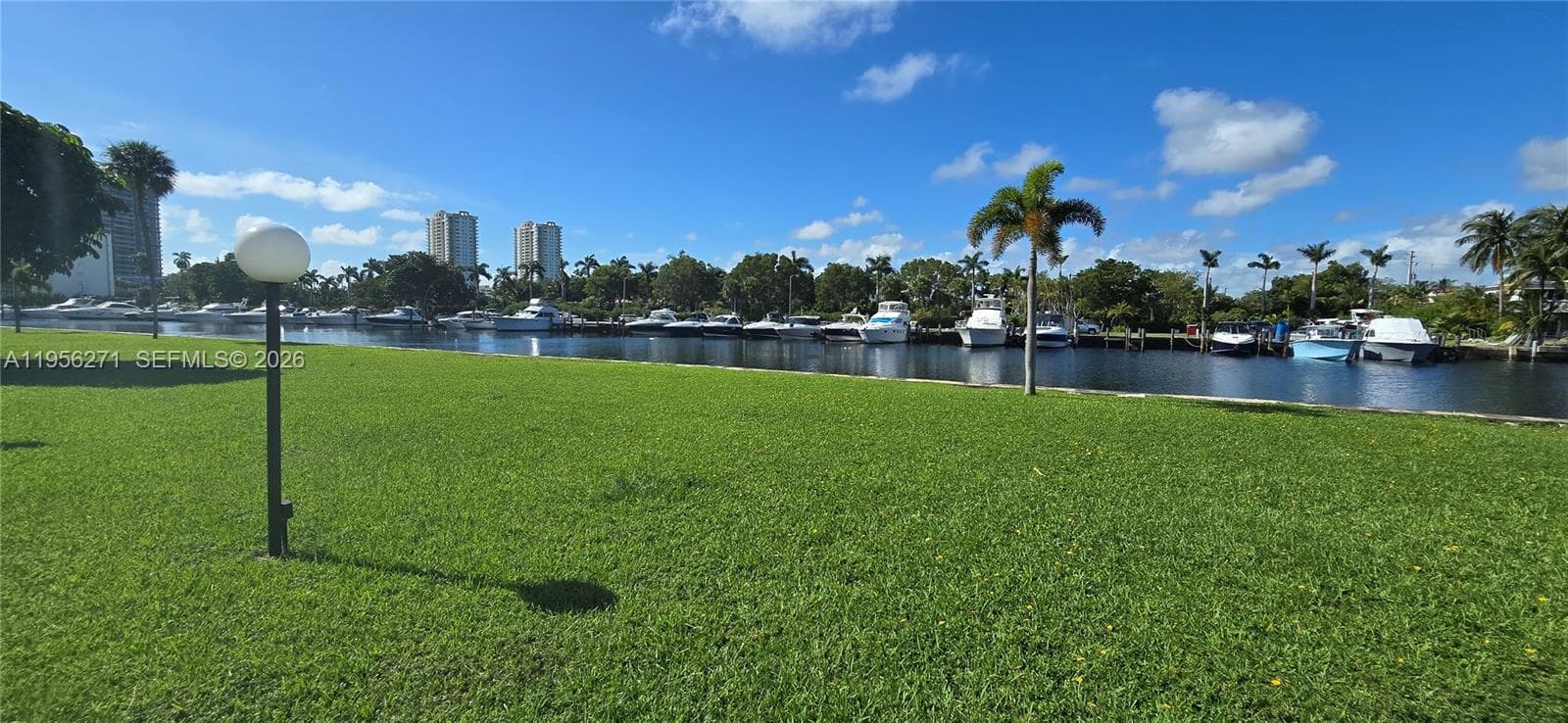 Desoto Park · #107 in Hallandale Beach - Photo 16