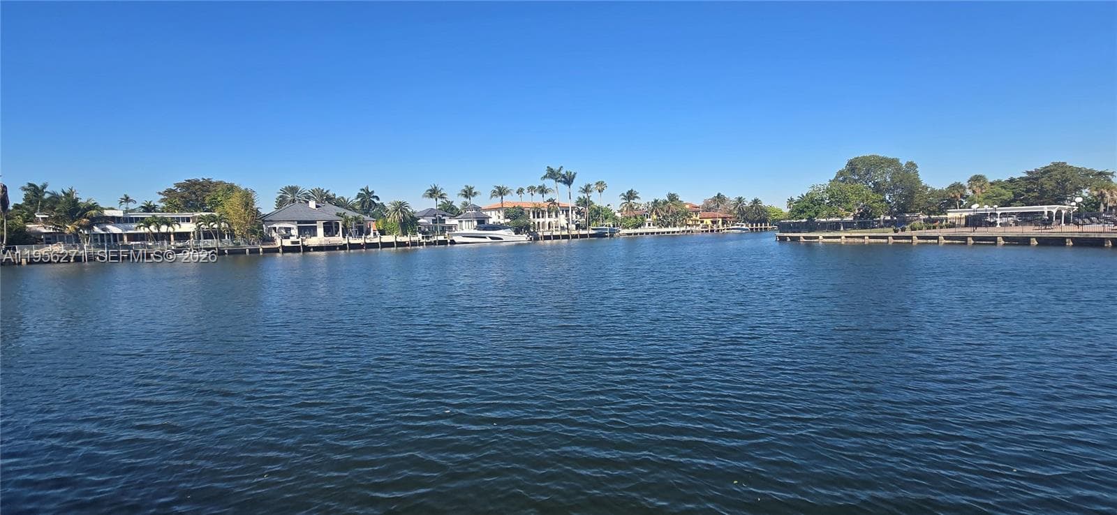 Desoto Park · #107 in Hallandale Beach - Photo 31