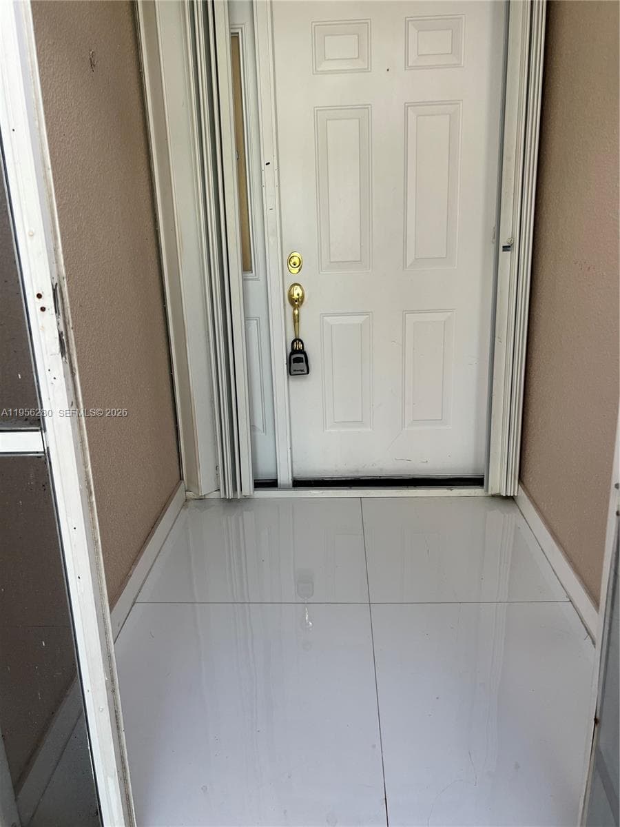 1845 SE 6th Ct photo 2