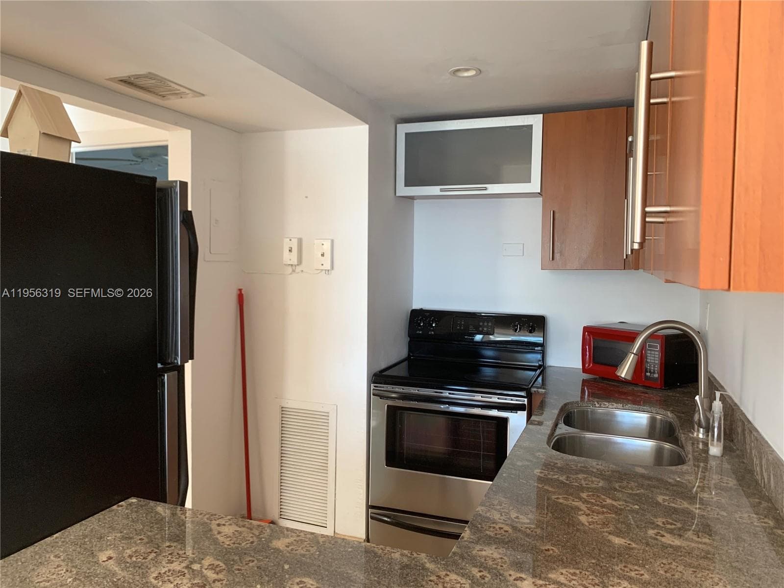 MORNINGSIDE PALMS CONDO · #36 in Miami - Photo 4