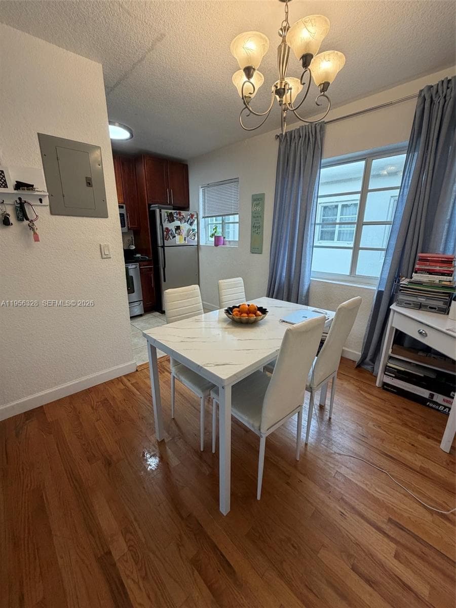 RITZ ROYAL PALM CONDO · #3 in Miami Beach - Photo 4