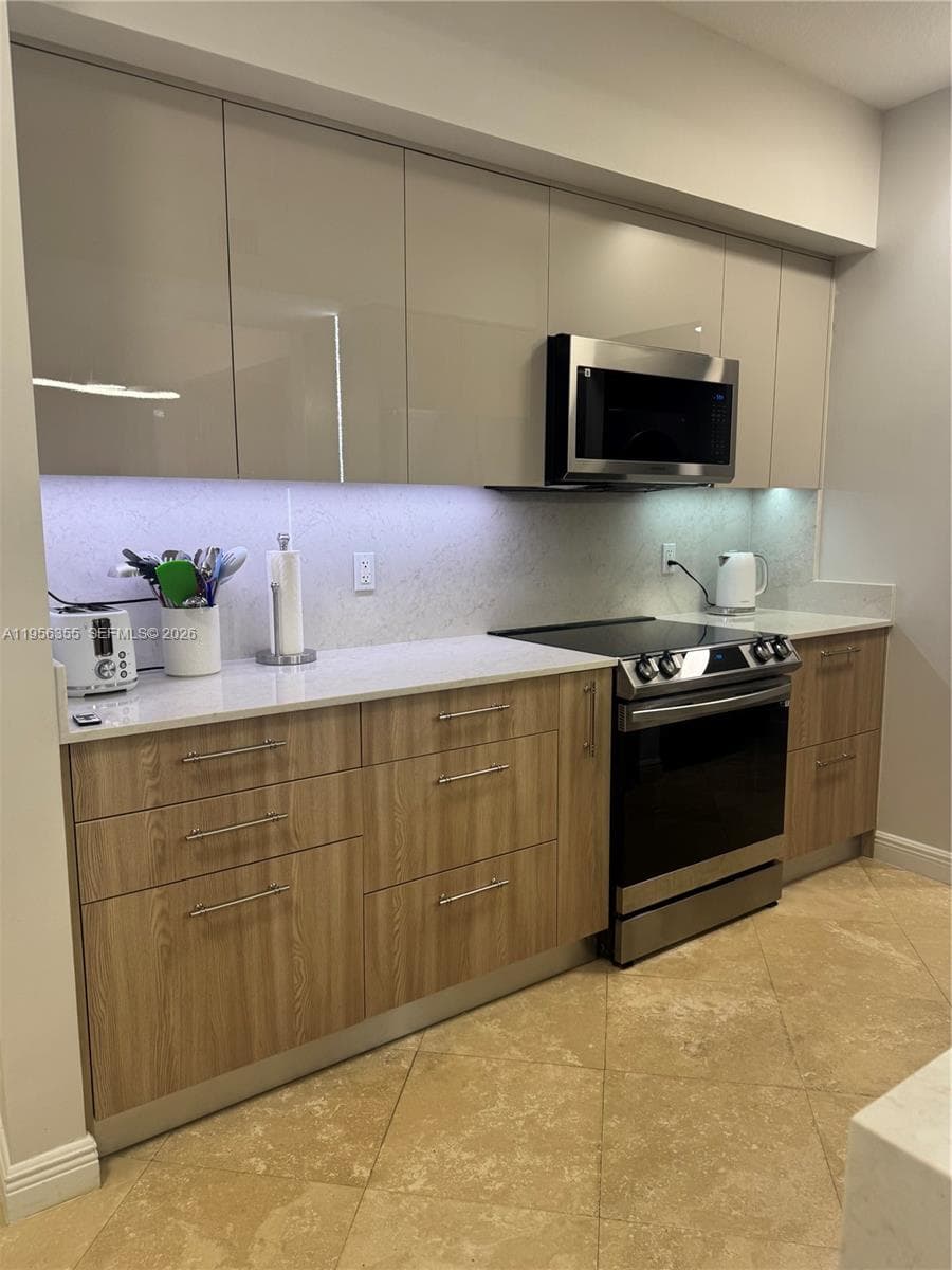 DUO CONDOMINIUM WEST · #2005W in Hallandale Beach - Photo 1
