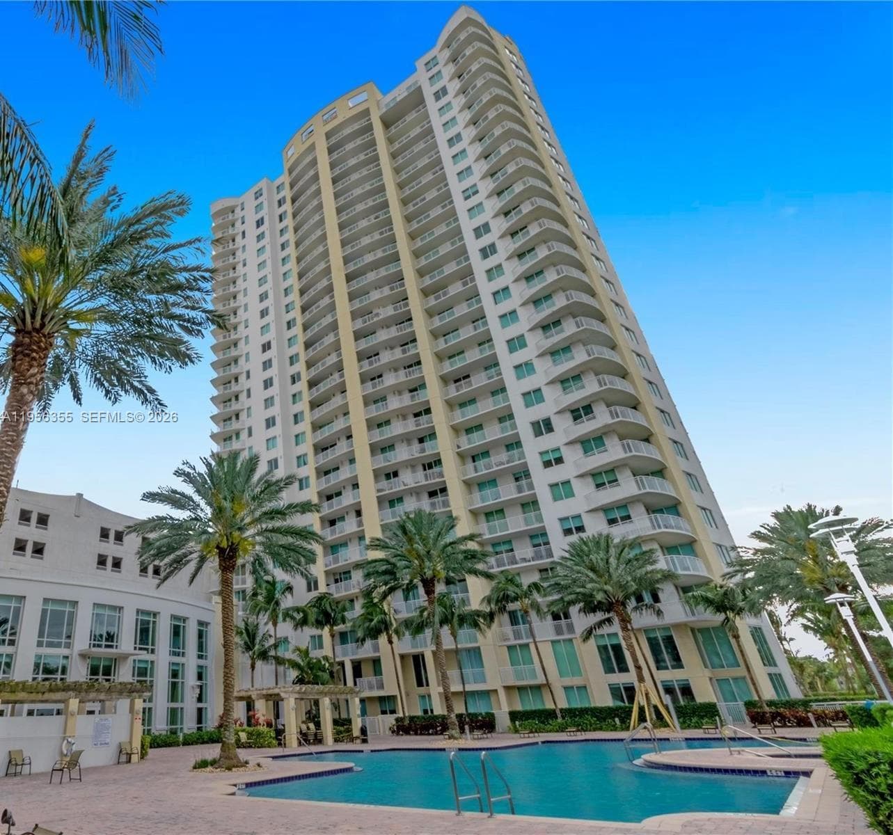 DUO CONDOMINIUM WEST · #2005W in Hallandale Beach - Photo 14