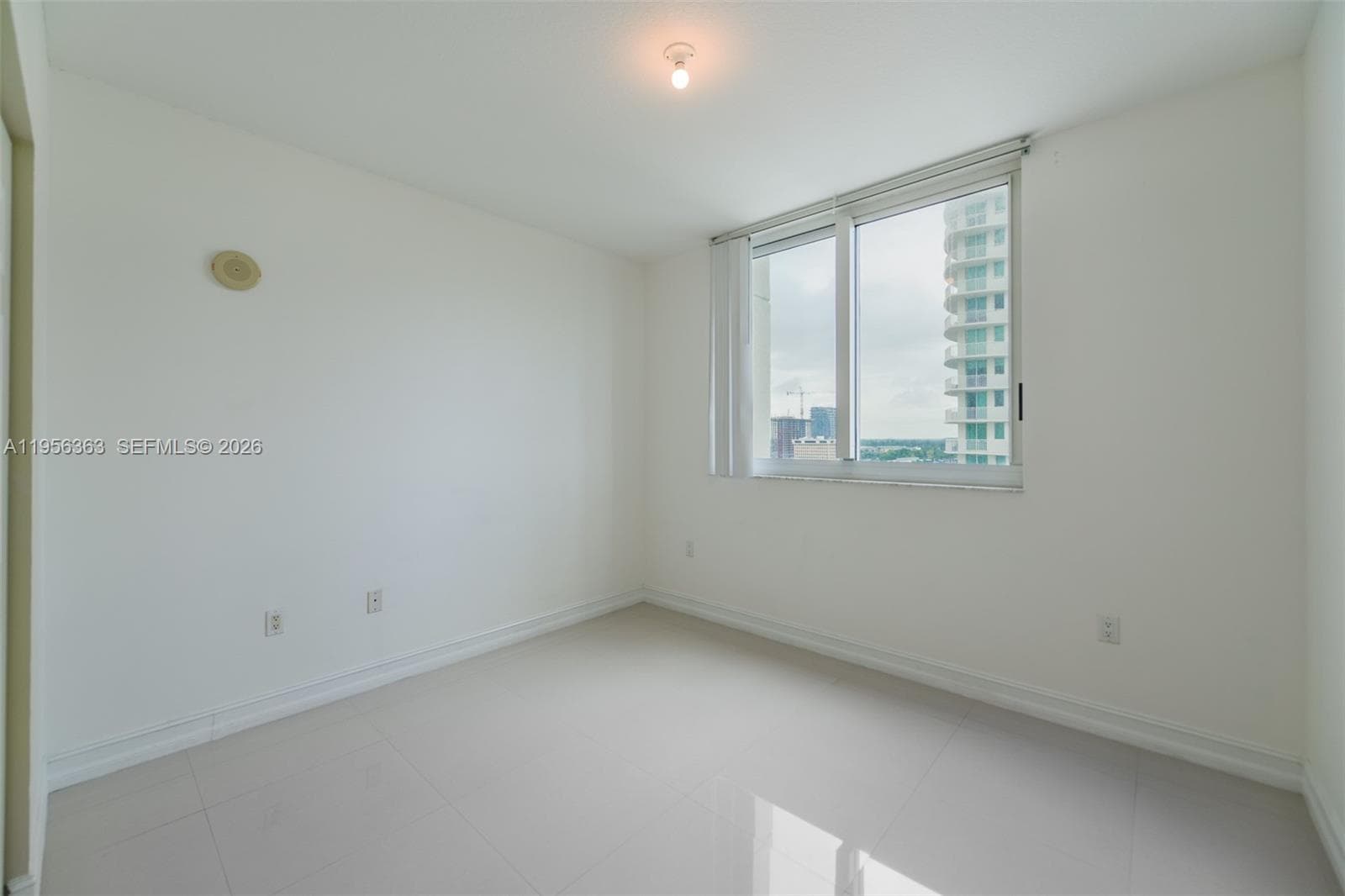 DUO CONDOMINIUM EAST · #1408E in Hallandale Beach - Photo 17