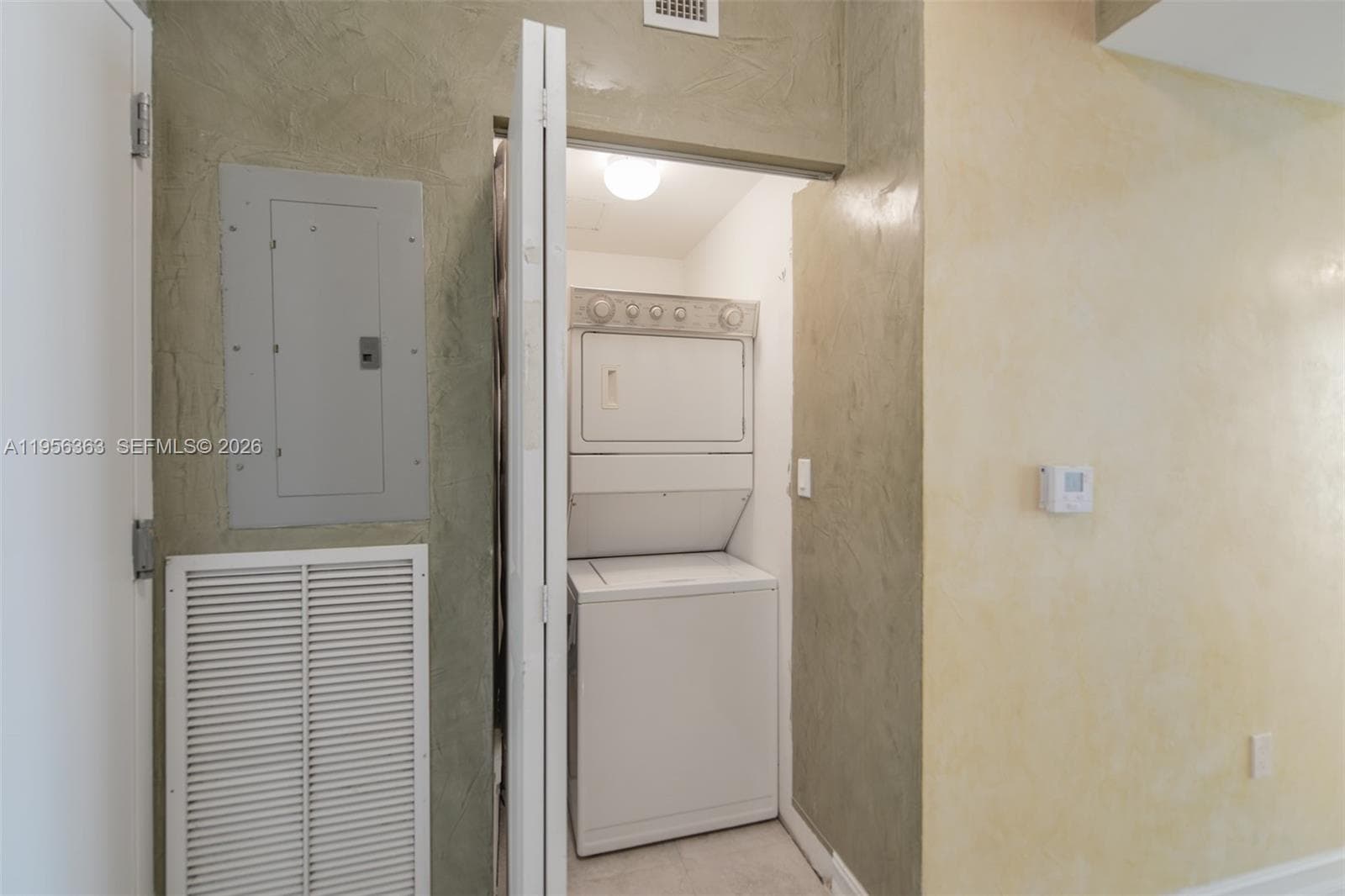 DUO CONDOMINIUM EAST · #1408E in Hallandale Beach - Photo 22