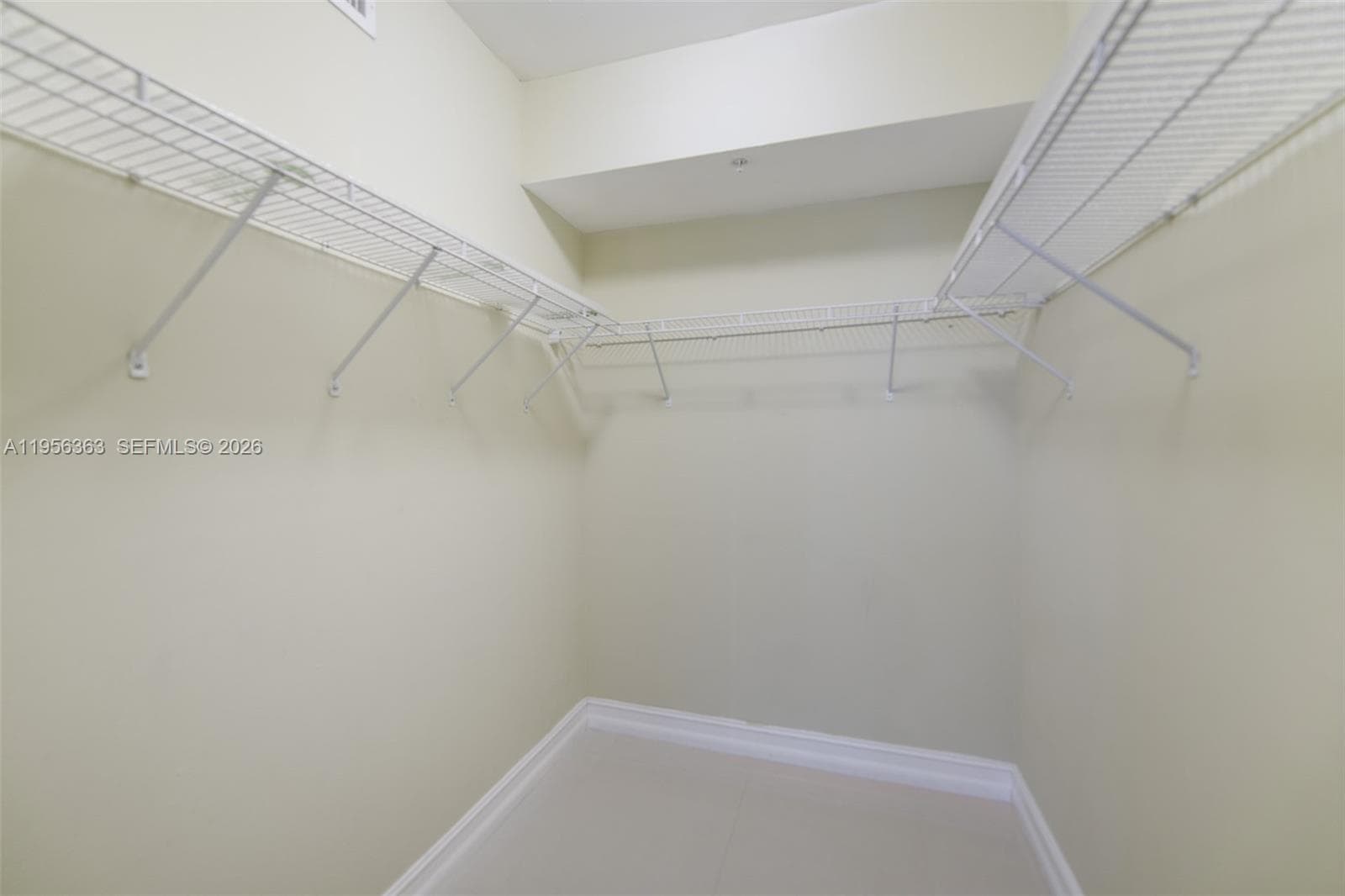 DUO CONDOMINIUM EAST · #1408E in Hallandale Beach - Photo 15