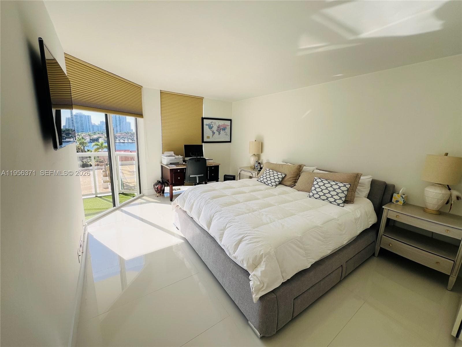 HARBORSIDE AT THE WATERWA · #609 in Aventura - Photo 6