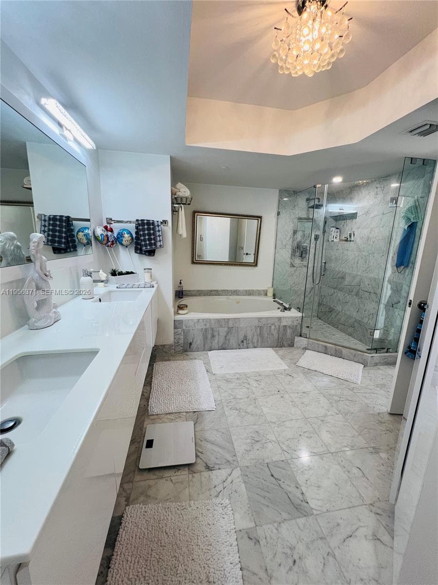 HARBORSIDE AT THE WATERWA · #609 in Aventura - Photo 17