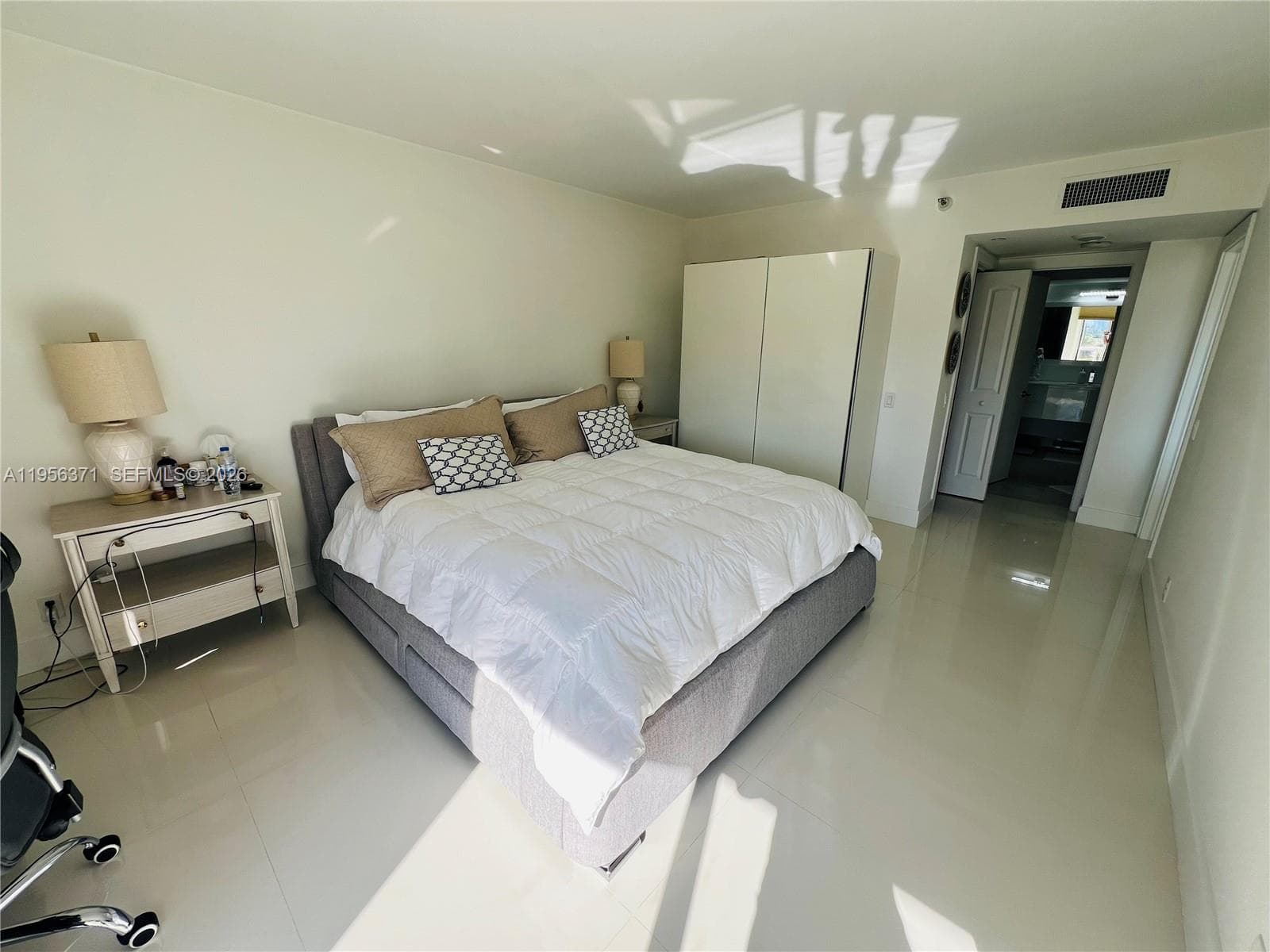 HARBORSIDE AT THE WATERWA · #609 in Aventura - Photo 7