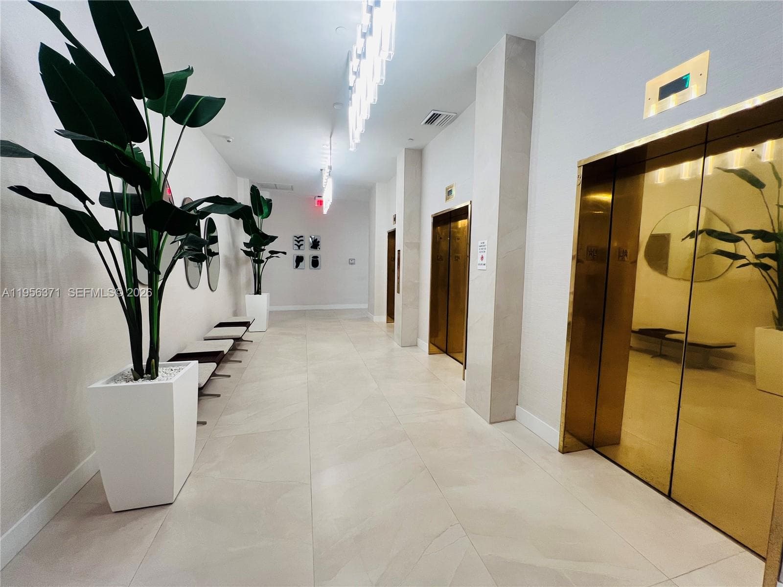 HARBORSIDE AT THE WATERWA · #609 in Aventura - Photo 81