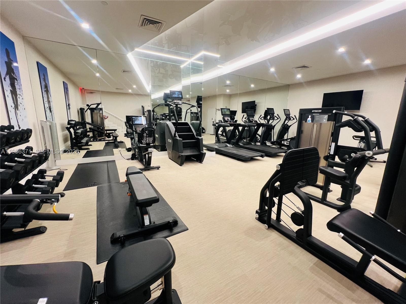 HARBORSIDE AT THE WATERWA · #609 in Aventura - Photo 71