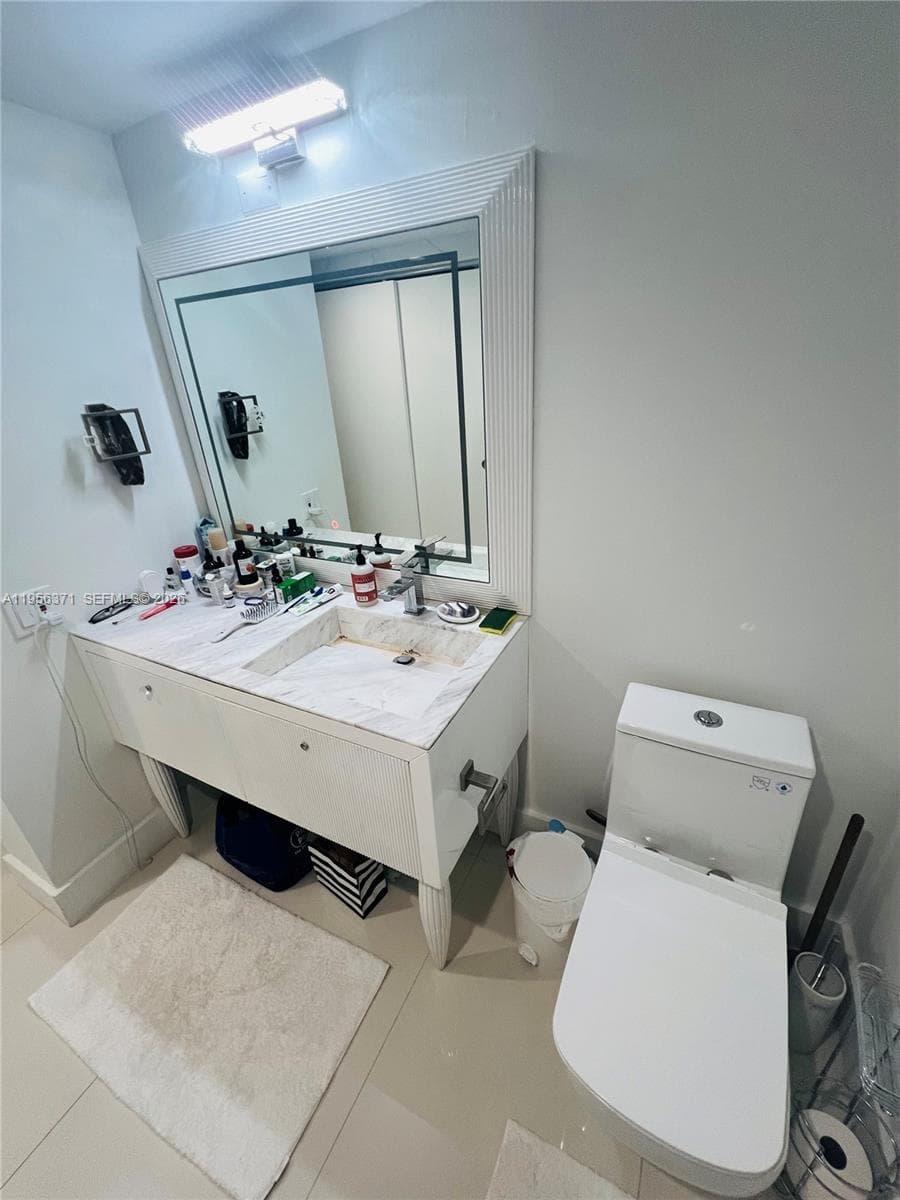 HARBORSIDE AT THE WATERWA · #609 in Aventura - Photo 28