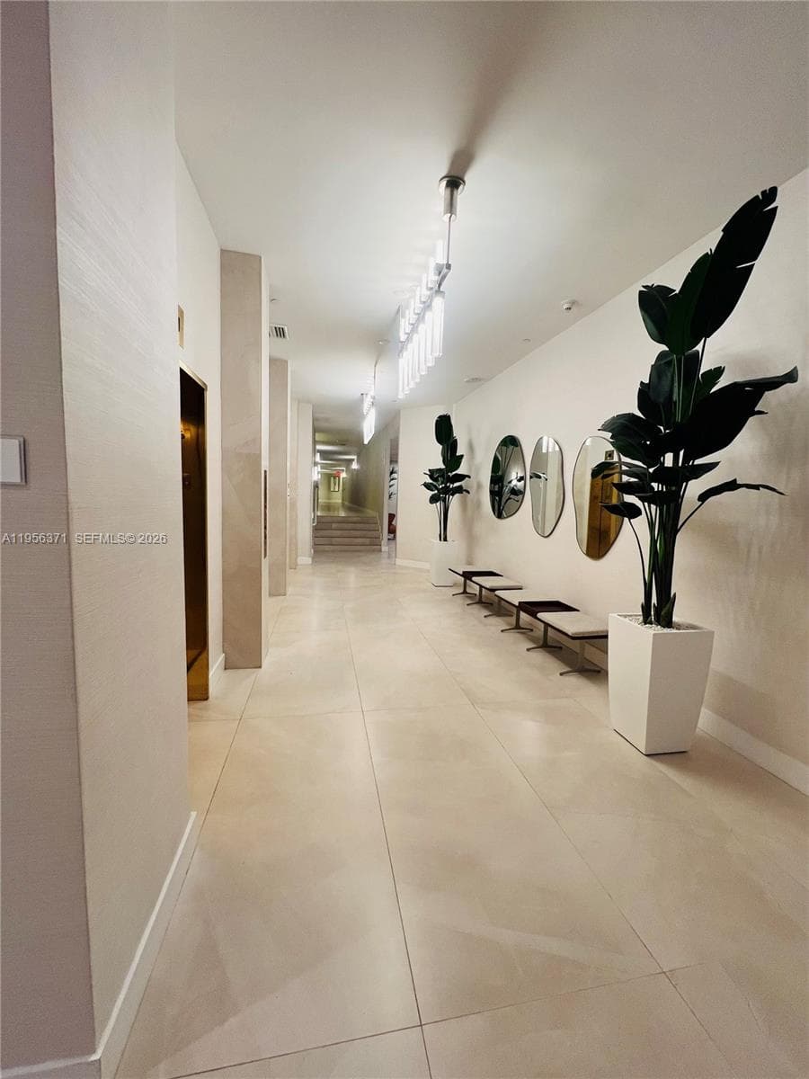 HARBORSIDE AT THE WATERWA · #609 in Aventura - Photo 82