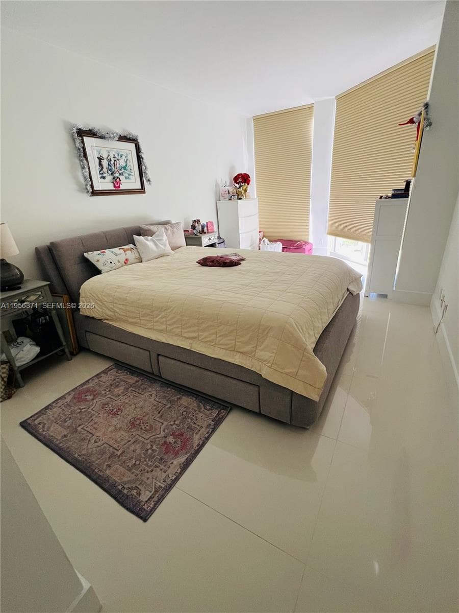 HARBORSIDE AT THE WATERWA · #609 in Aventura - Photo 31