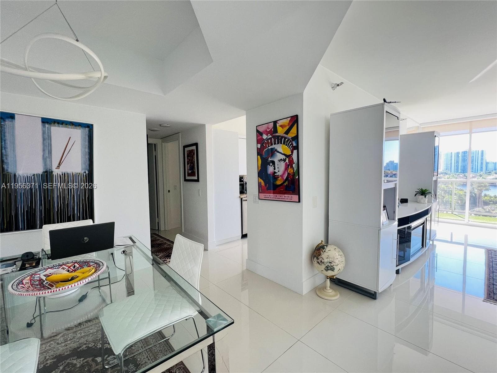 HARBORSIDE AT THE WATERWA · #609 in Aventura - Photo 25
