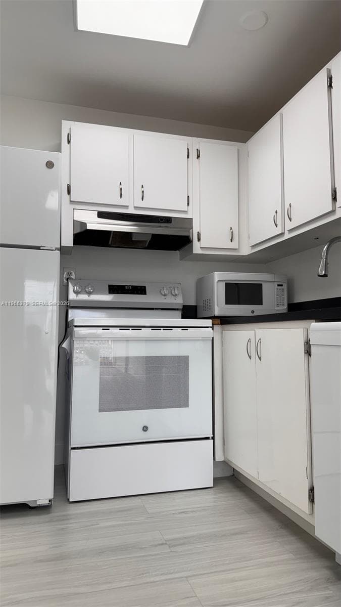 AVILA SOUTH CONDO · #406 in Sunny Isles Beach - Photo 7