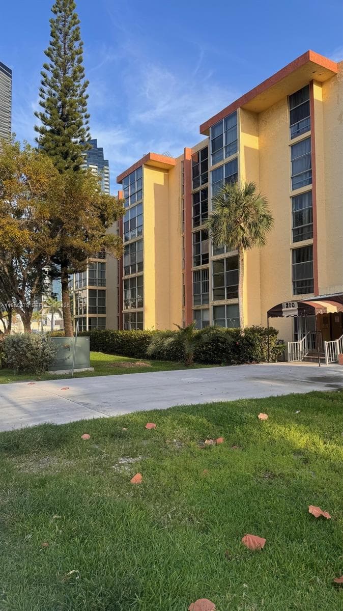 AVILA SOUTH CONDO · #406 in Sunny Isles Beach - Photo 33