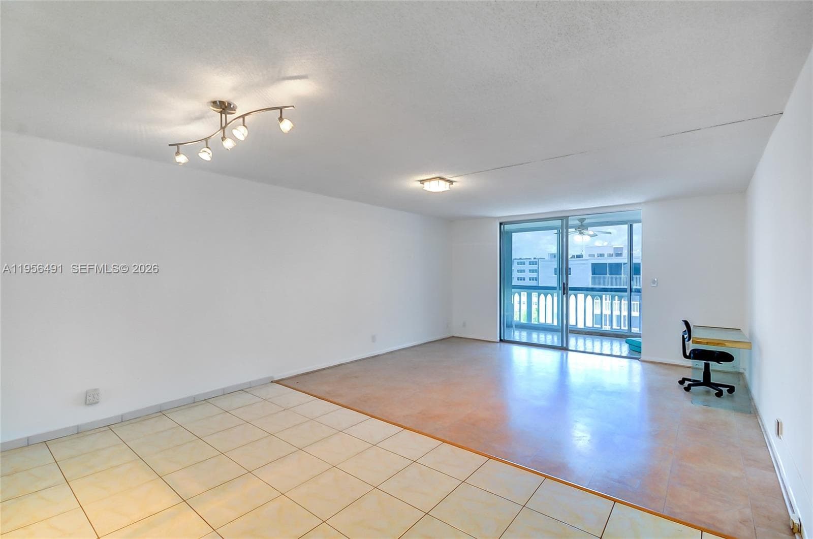 MEADOWBROOK TOWERS CONDO · #702 in Hallandale Beach - Photo 2