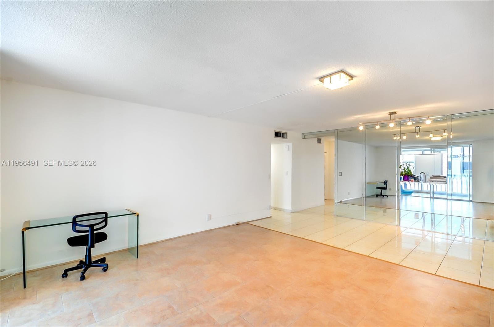 MEADOWBROOK TOWERS CONDO · #702 in Hallandale Beach - Photo 3