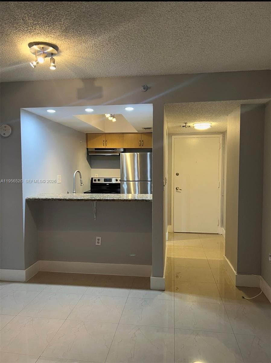 MADISON DOWNTOWN CONDO · #E-102 in Miami - Photo 6