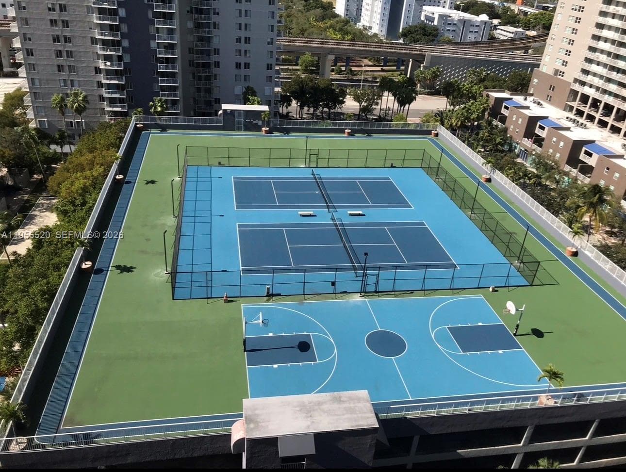 MADISON DOWNTOWN CONDO · #E-102 in Miami - Photo 5