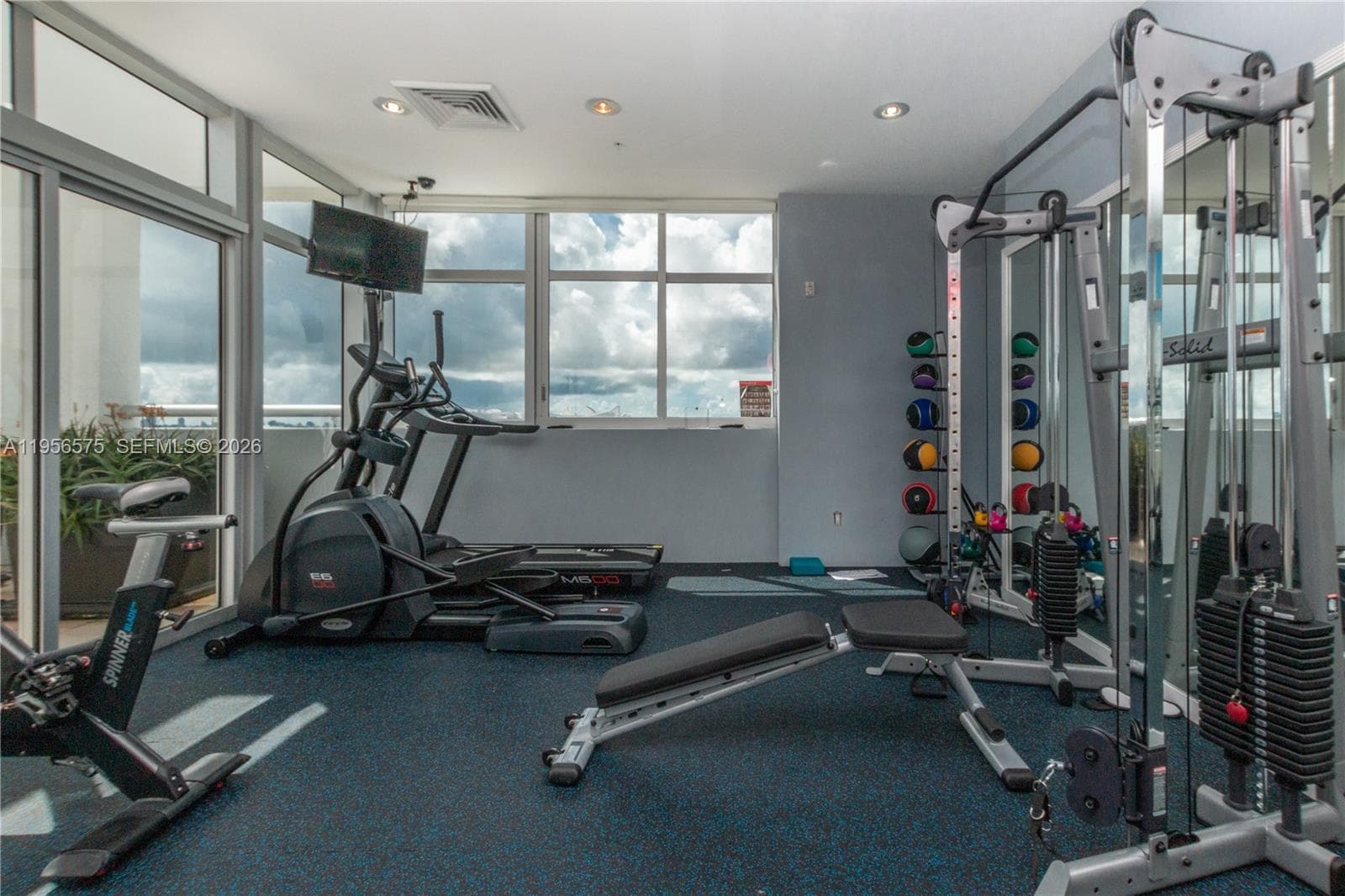 Blue Bay Tower · #1503 in North Bay Village - Photo 46
