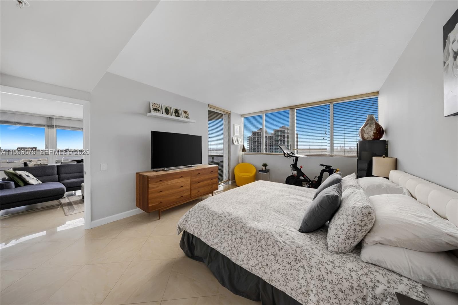 Blue Bay Tower · #1503 in North Bay Village - Photo 13