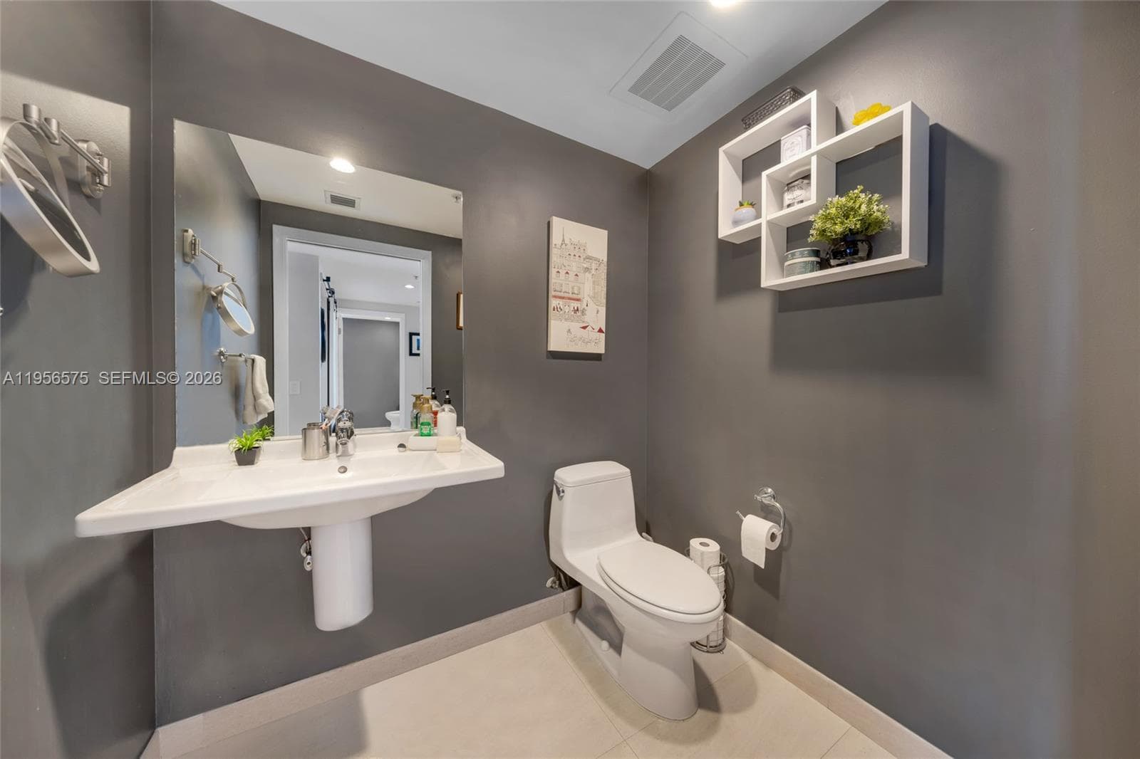 Blue Bay Tower · #1503 in North Bay Village - Photo 18