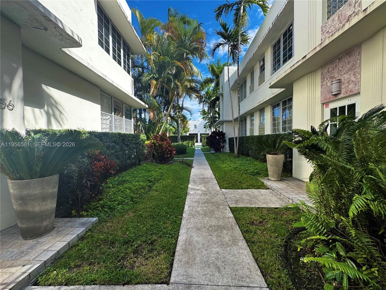 HELENE MARIE CONDO · #16 in Miami Beach - Photo 18