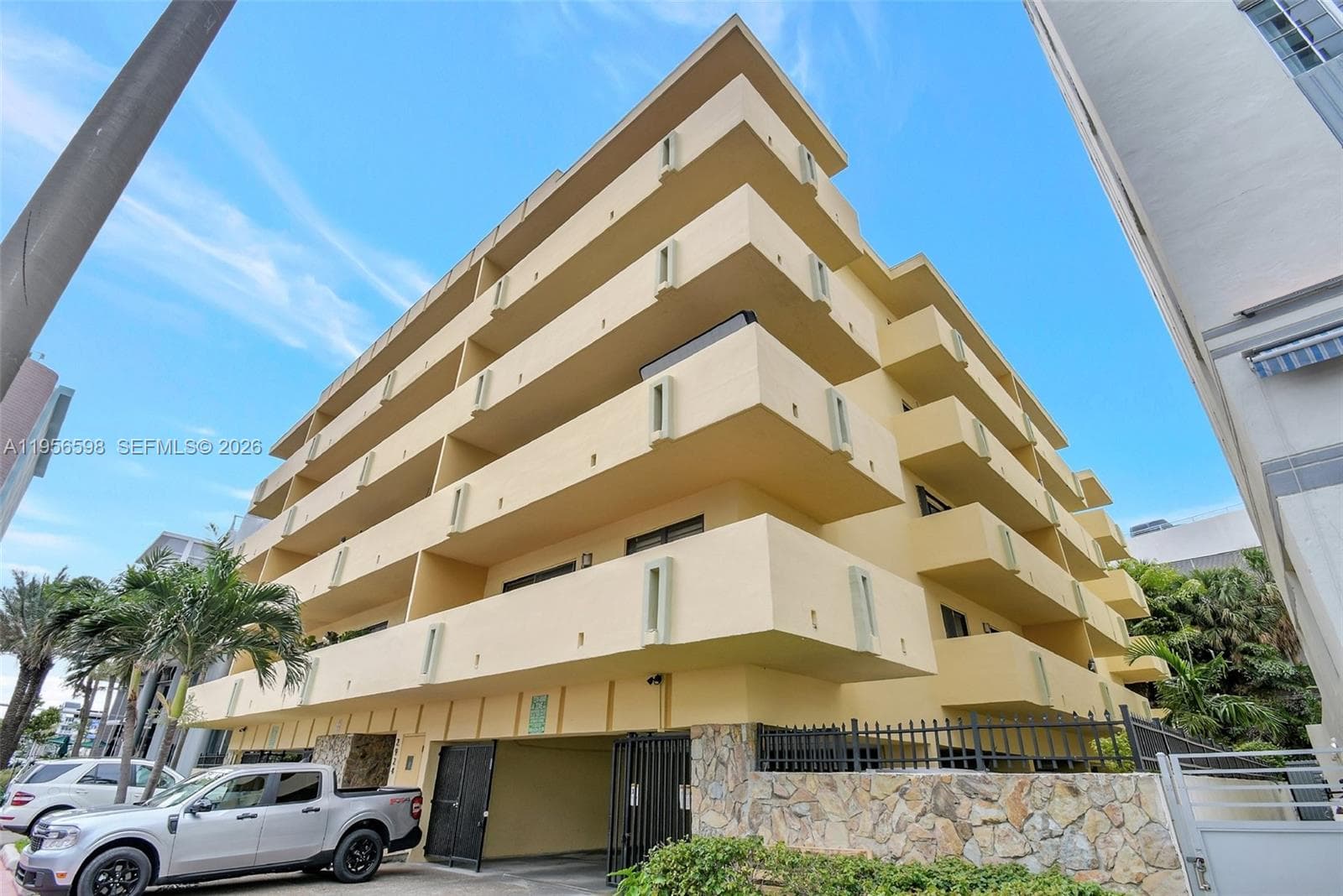 Ocean View Plaza · #501 in Miami Beach - Photo 32